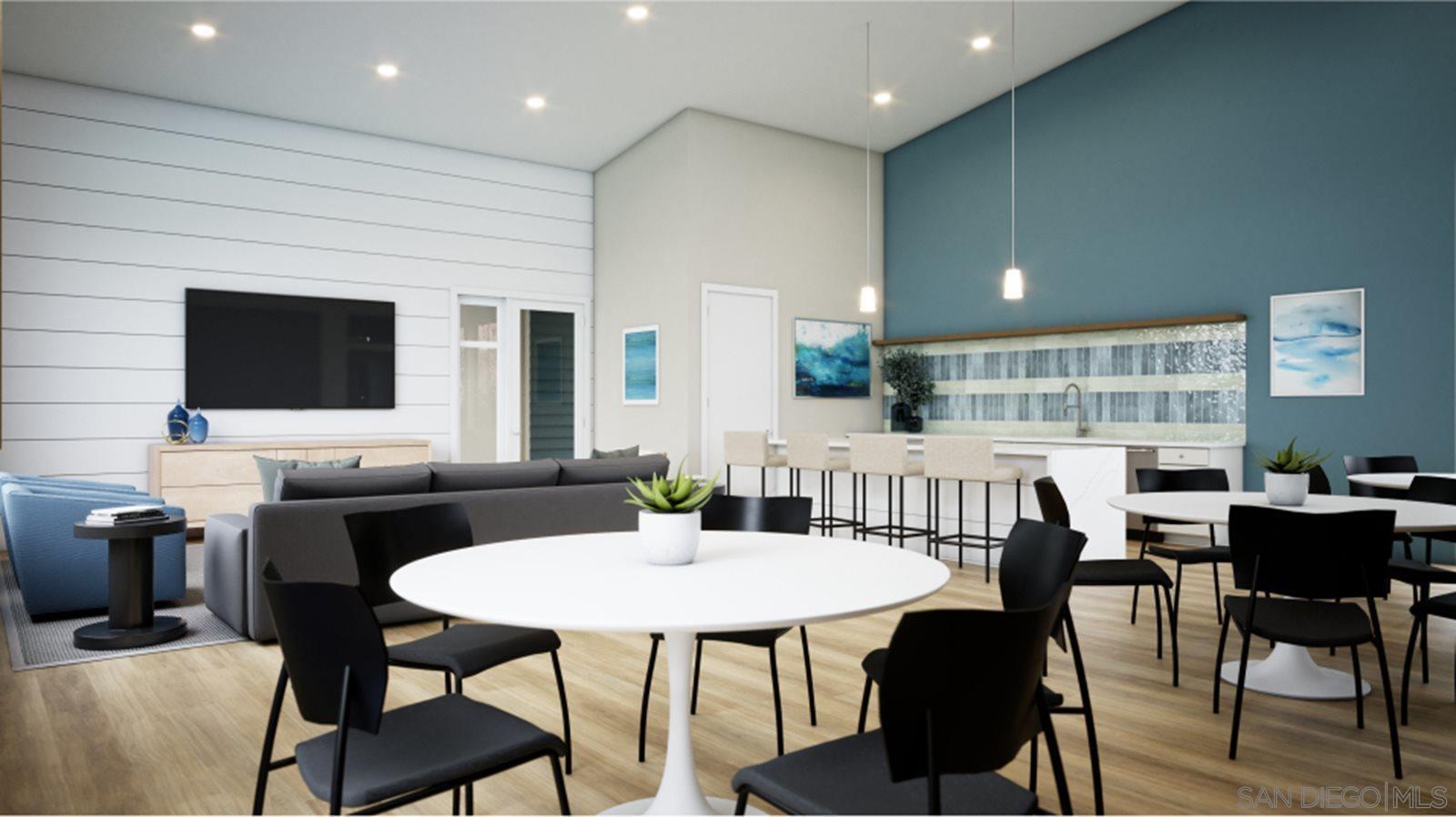 Detail Gallery Image 9 of 14 For 848  Makani  #2,  Chula Vista,  CA 91911 - 2 Beds | 2/1 Baths