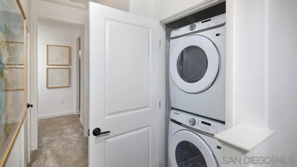 Detail Gallery Image 6 of 14 For 848  Makani  #2,  Chula Vista,  CA 91911 - 2 Beds | 2/1 Baths