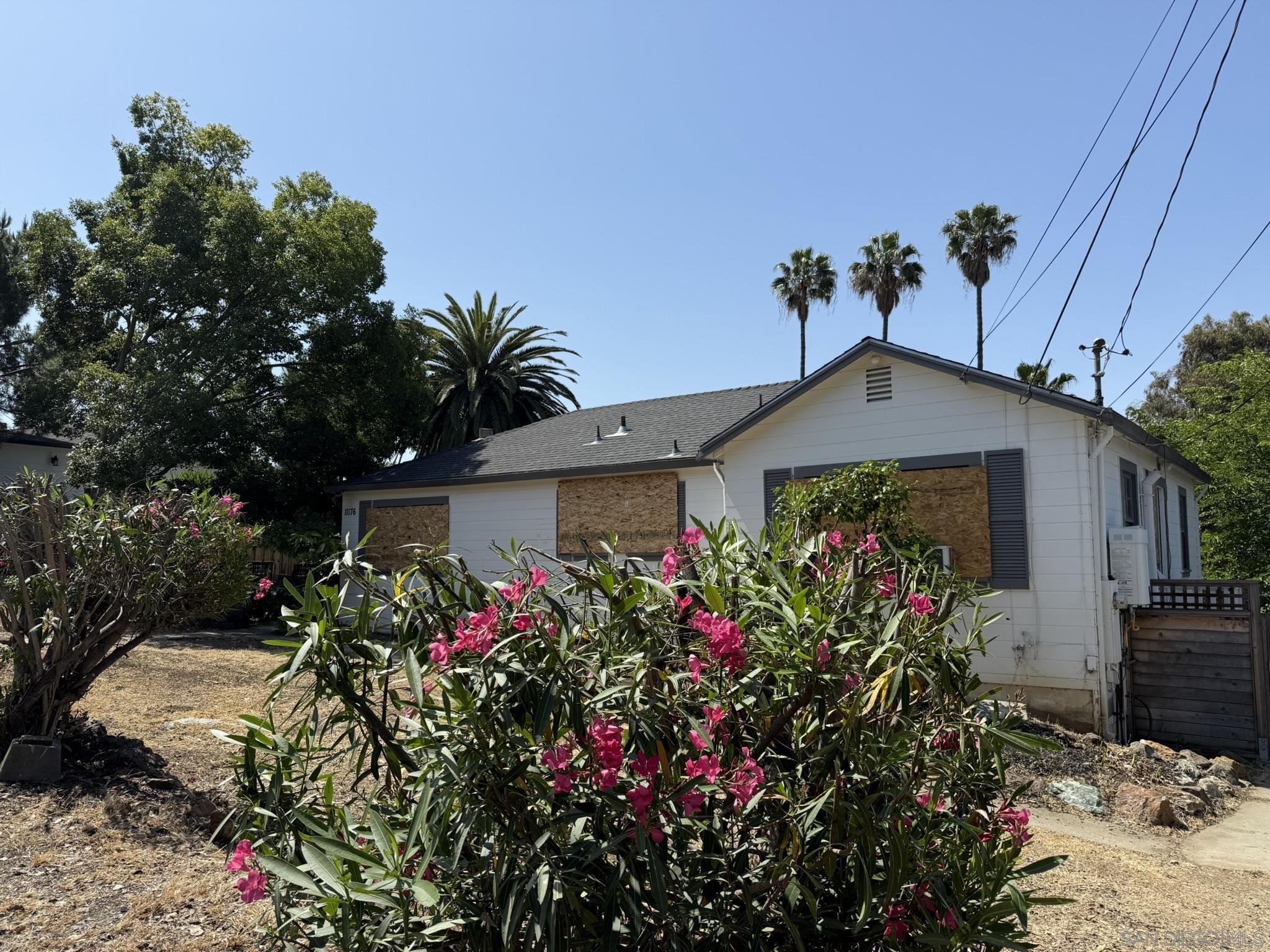 Detail Gallery Image 1 of 1 For 11176  Canon Vista Ave, San Jose,  CA 95127 - 3 Beds | 1 Baths