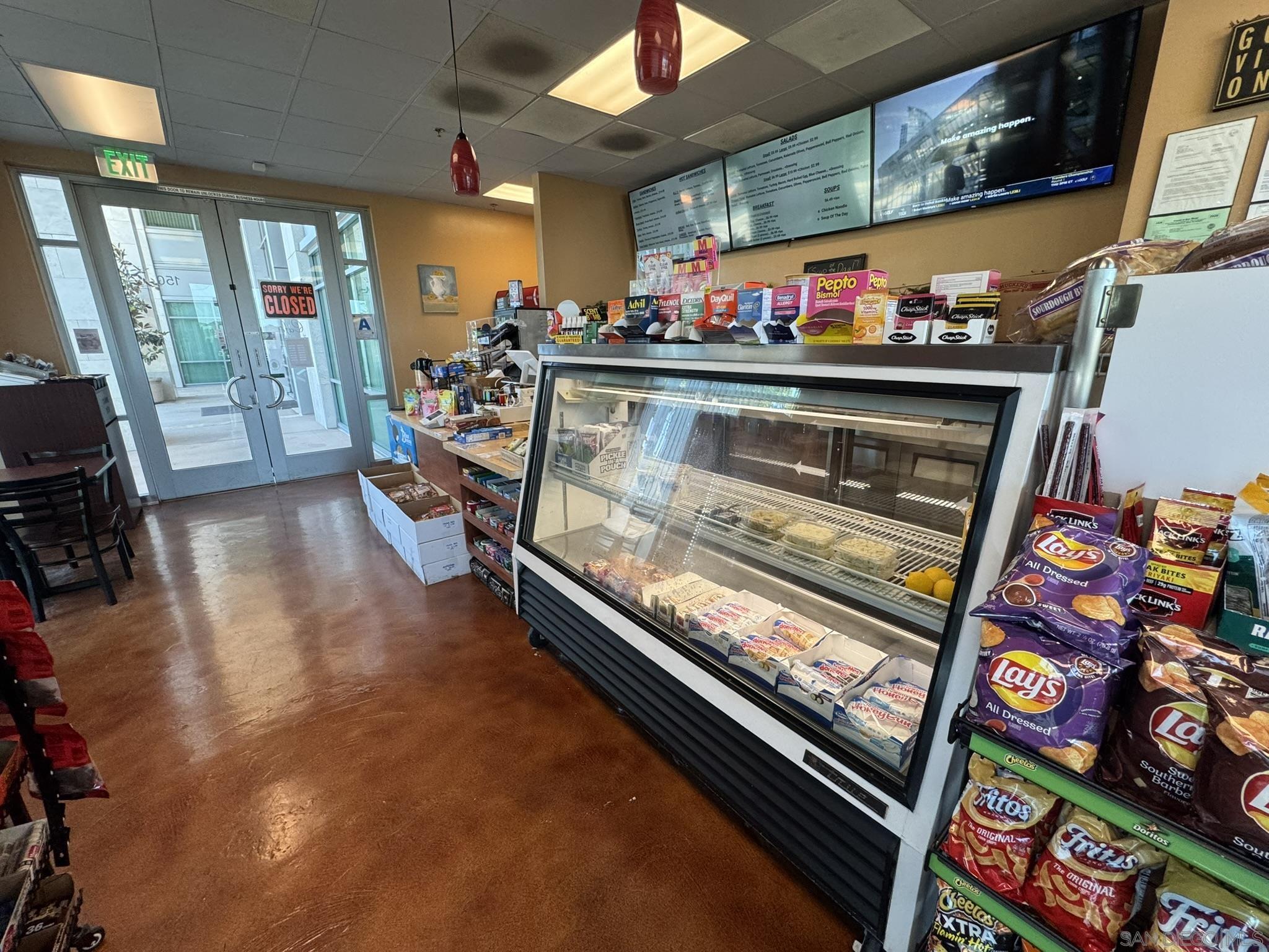 Detail Gallery Image 2 of 21 For 9350  Waxie Way #150, San Diego,  CA 92123 - – Beds | – Baths