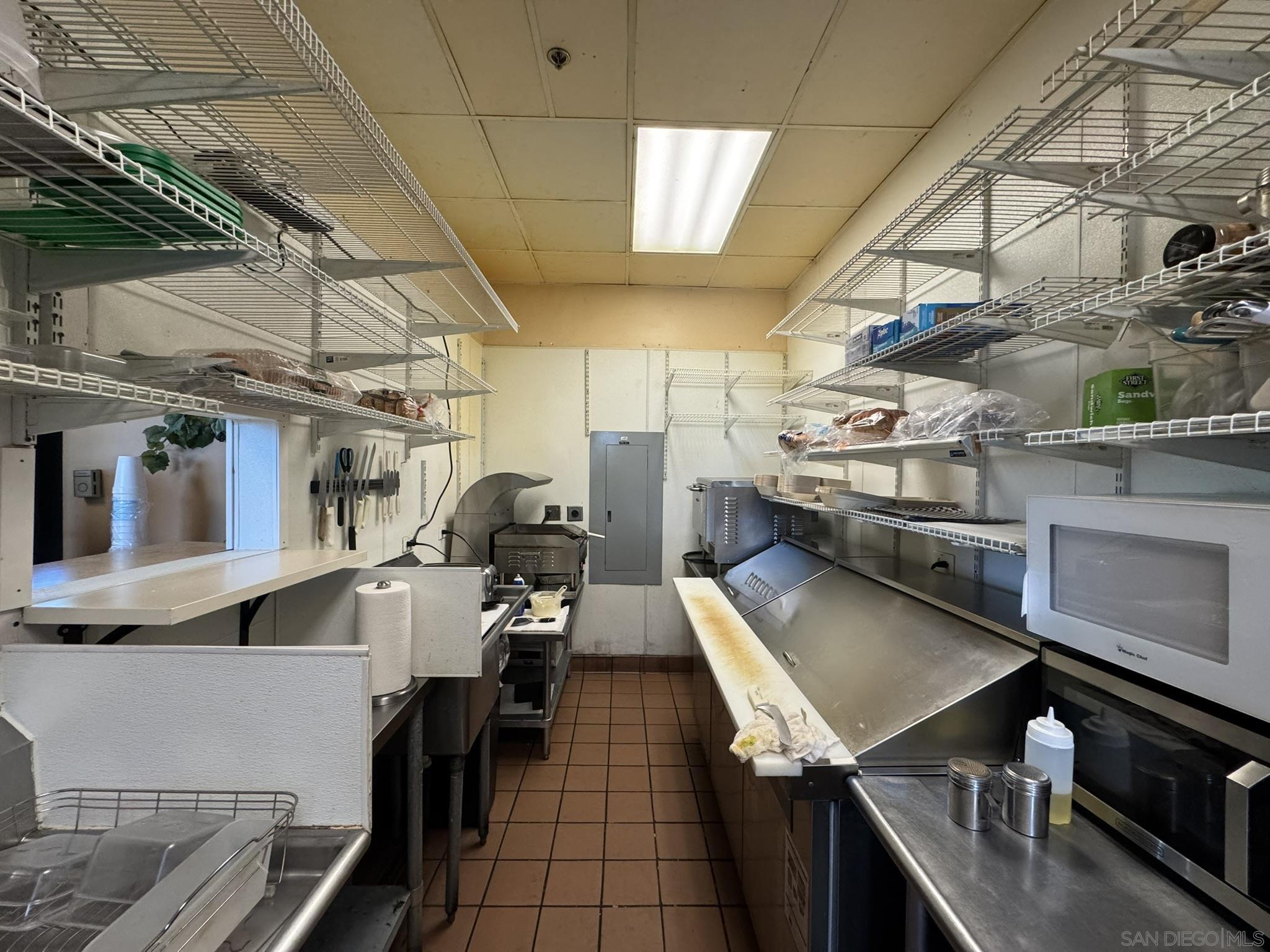 Detail Gallery Image 11 of 21 For 9350  Waxie Way #150, San Diego,  CA 92123 - – Beds | – Baths