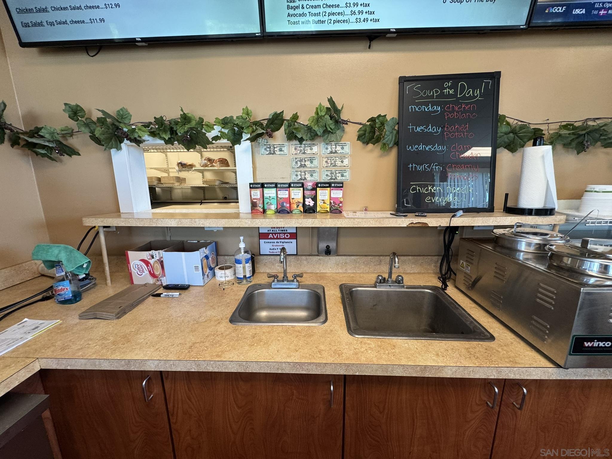 Detail Gallery Image 8 of 21 For 9350  Waxie Way #150, San Diego,  CA 92123 - – Beds | – Baths