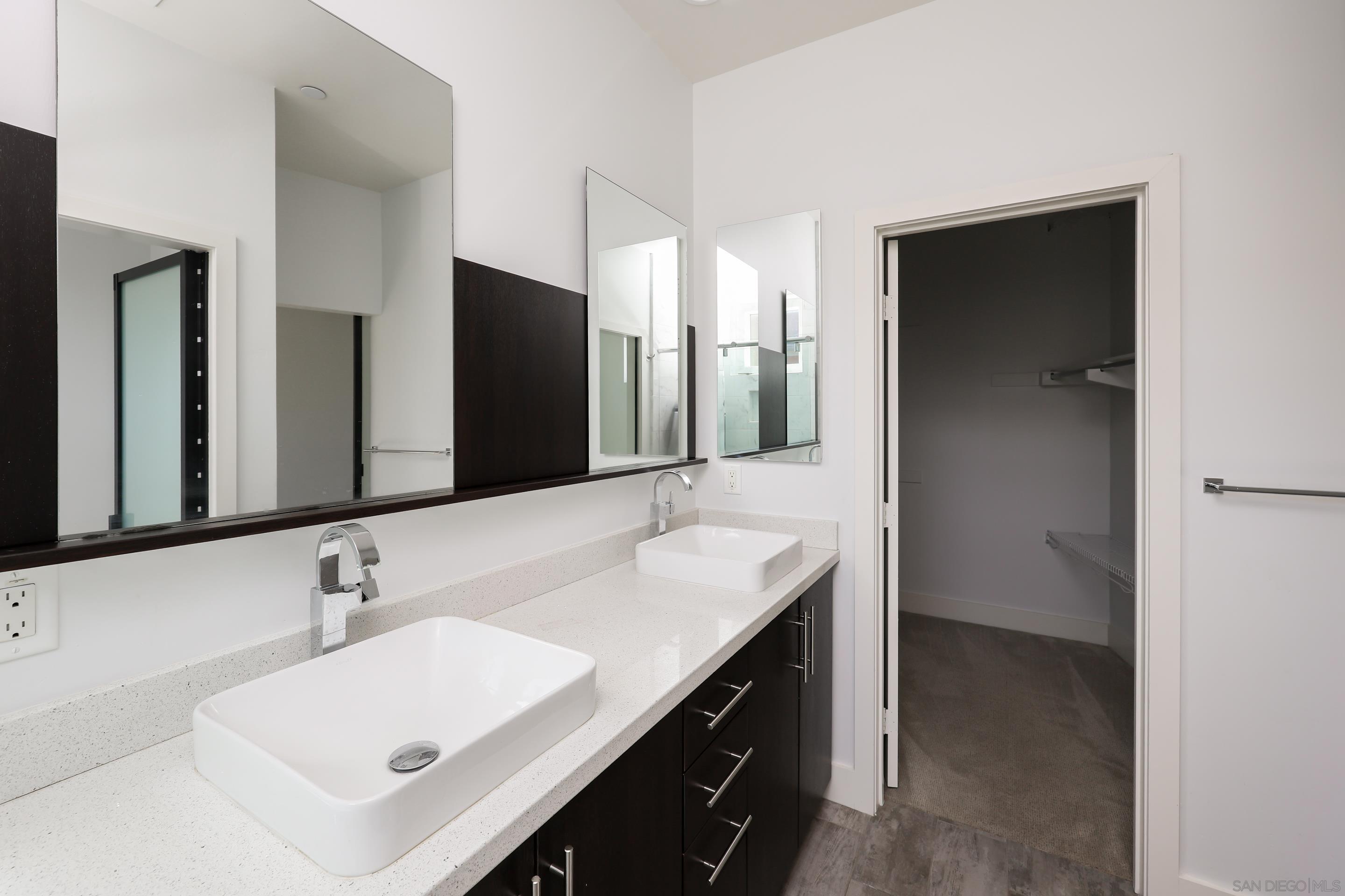 Detail Gallery Image 35 of 43 For 2434  via Alta, San Diego,  CA 92108 - 2 Beds | 2/1 Baths