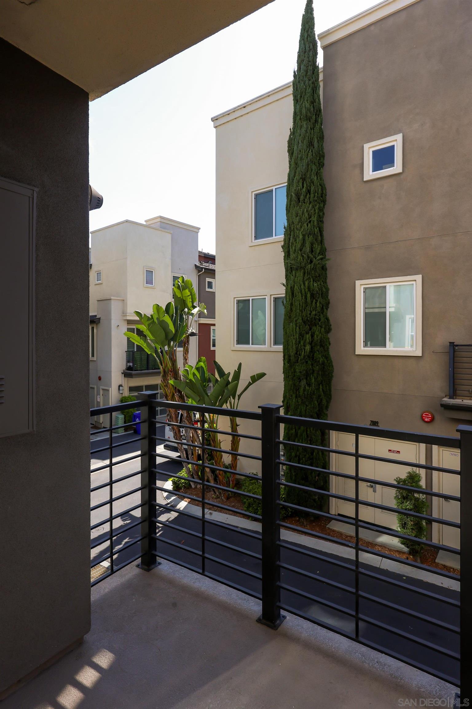 Detail Gallery Image 36 of 43 For 2434  via Alta, San Diego,  CA 92108 - 2 Beds | 2/1 Baths