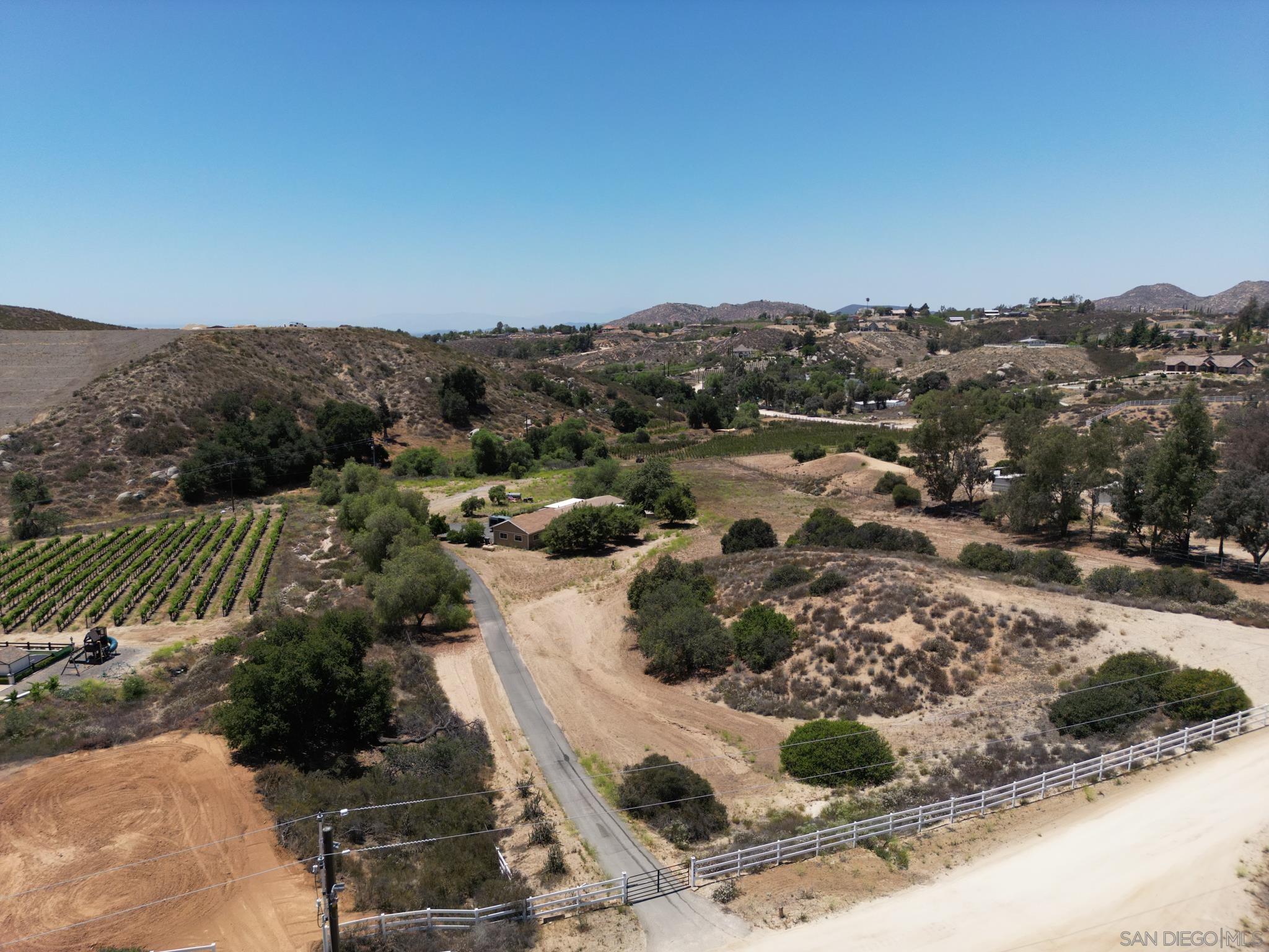 Detail Gallery Image 1 of 1 For 38865  Calle Breve, Temecula,  CA 92592 - 3 Beds | 2 Baths