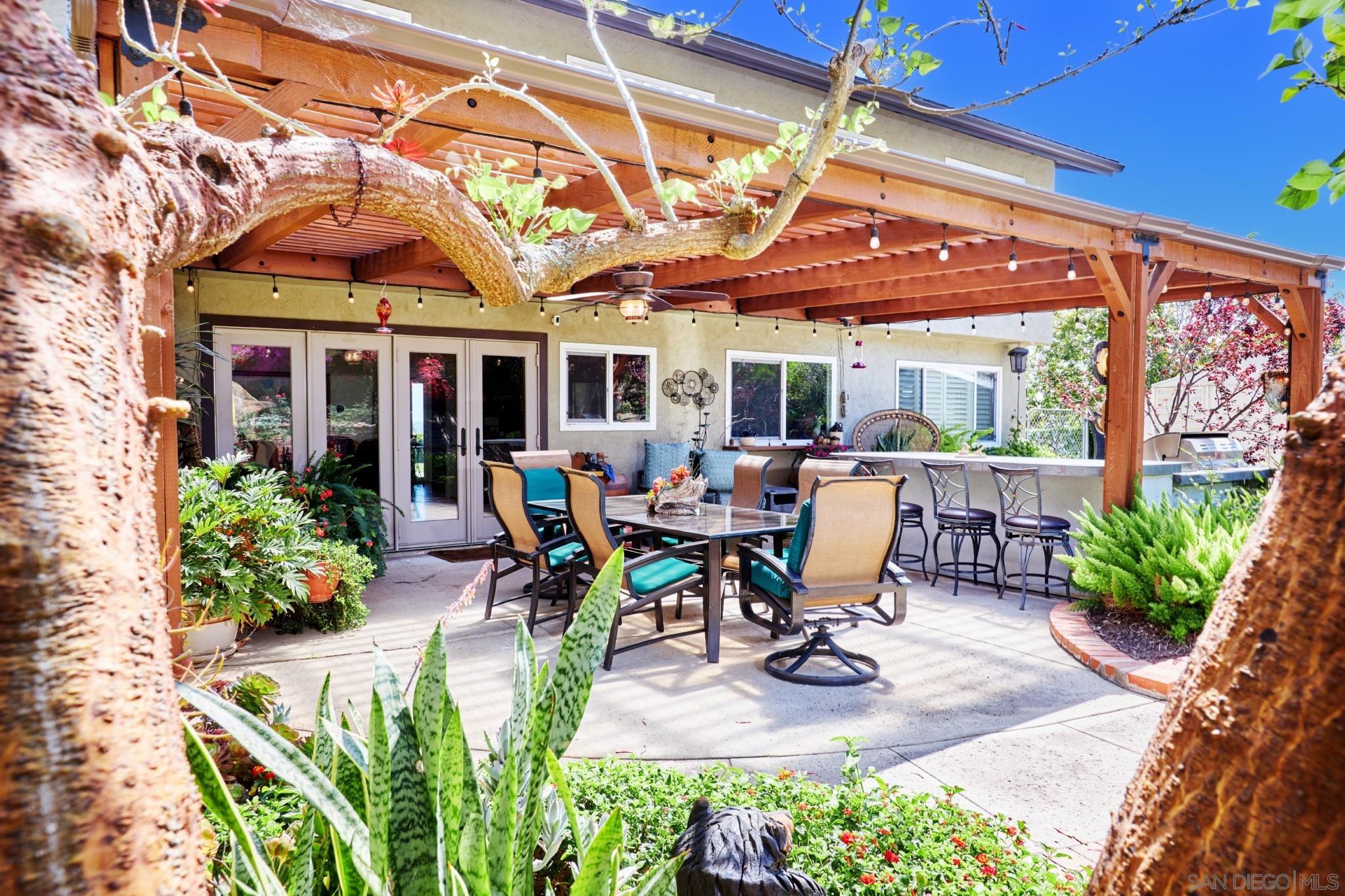 Detail Gallery Image 1 of 1 For 9370  Viento Fuerte Way, La Mesa,  CA 91941 - 4 Beds | 2/1 Baths