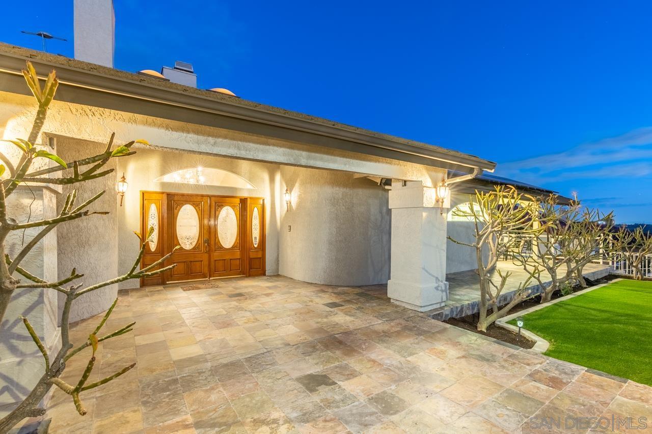 Detail Gallery Image 1 of 1 For 1217  Sangamon Ave, Spring Valley,  CA 91977 - 5 Beds | 4/1 Baths