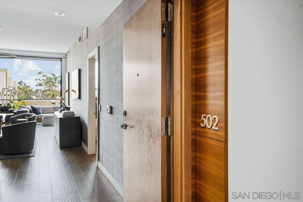 Detail Gallery Image 1 of 1 For 2604  5th Avenue  #502,  San Diego,  CA 92103 - 2 Beds | 2 Baths