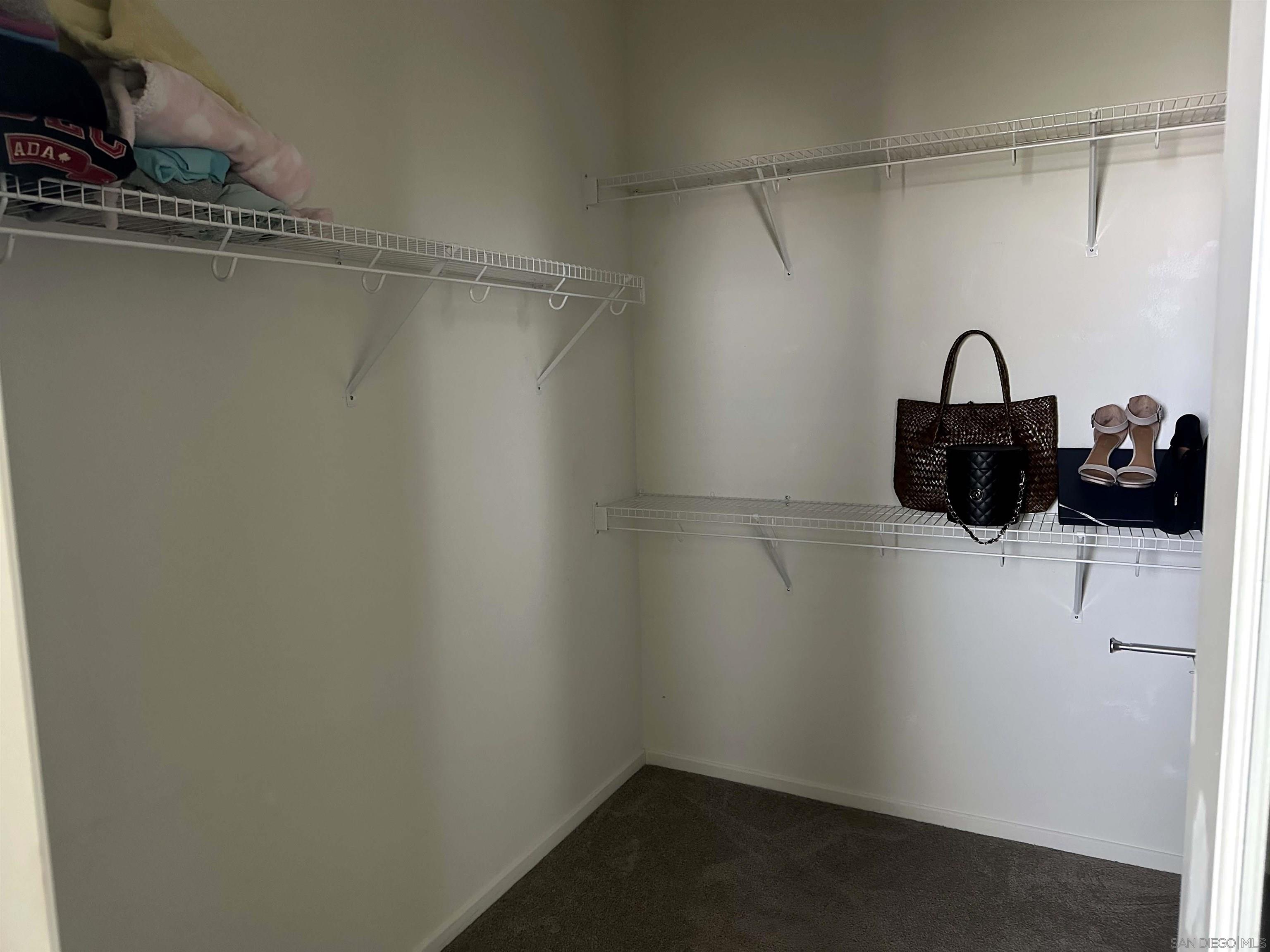 Detail Gallery Image 13 of 48 For 1390  Santa Victoria Rd  #6,  Chula Vista,  CA 91913 - 4 Beds | 3/1 Baths