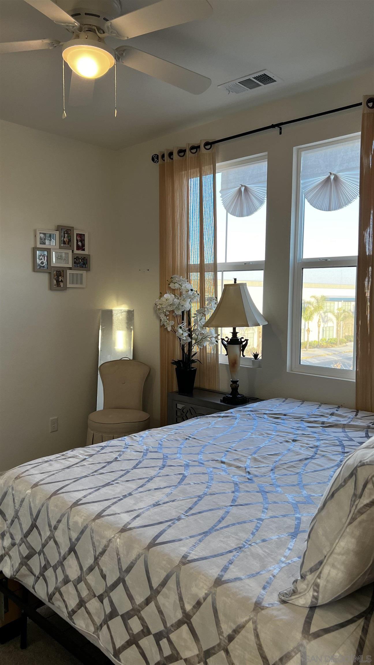 Detail Gallery Image 15 of 48 For 1390  Santa Victoria Rd  #6,  Chula Vista,  CA 91913 - 4 Beds | 3/1 Baths