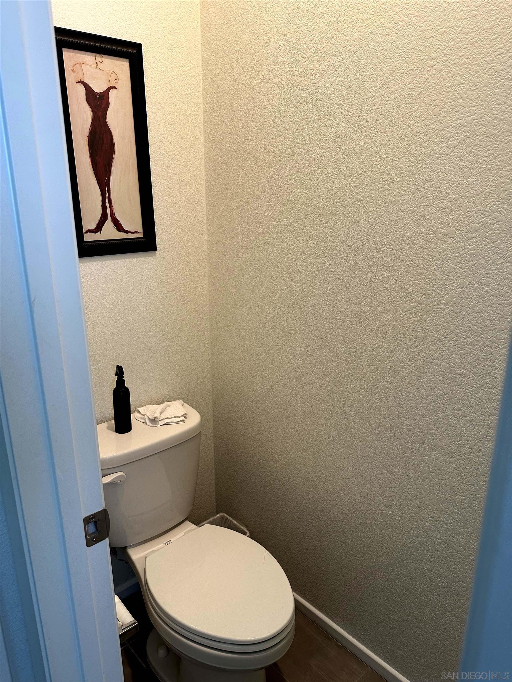 Detail Gallery Image 20 of 48 For 1390  Santa Victoria Rd  #6,  Chula Vista,  CA 91913 - 4 Beds | 3/1 Baths