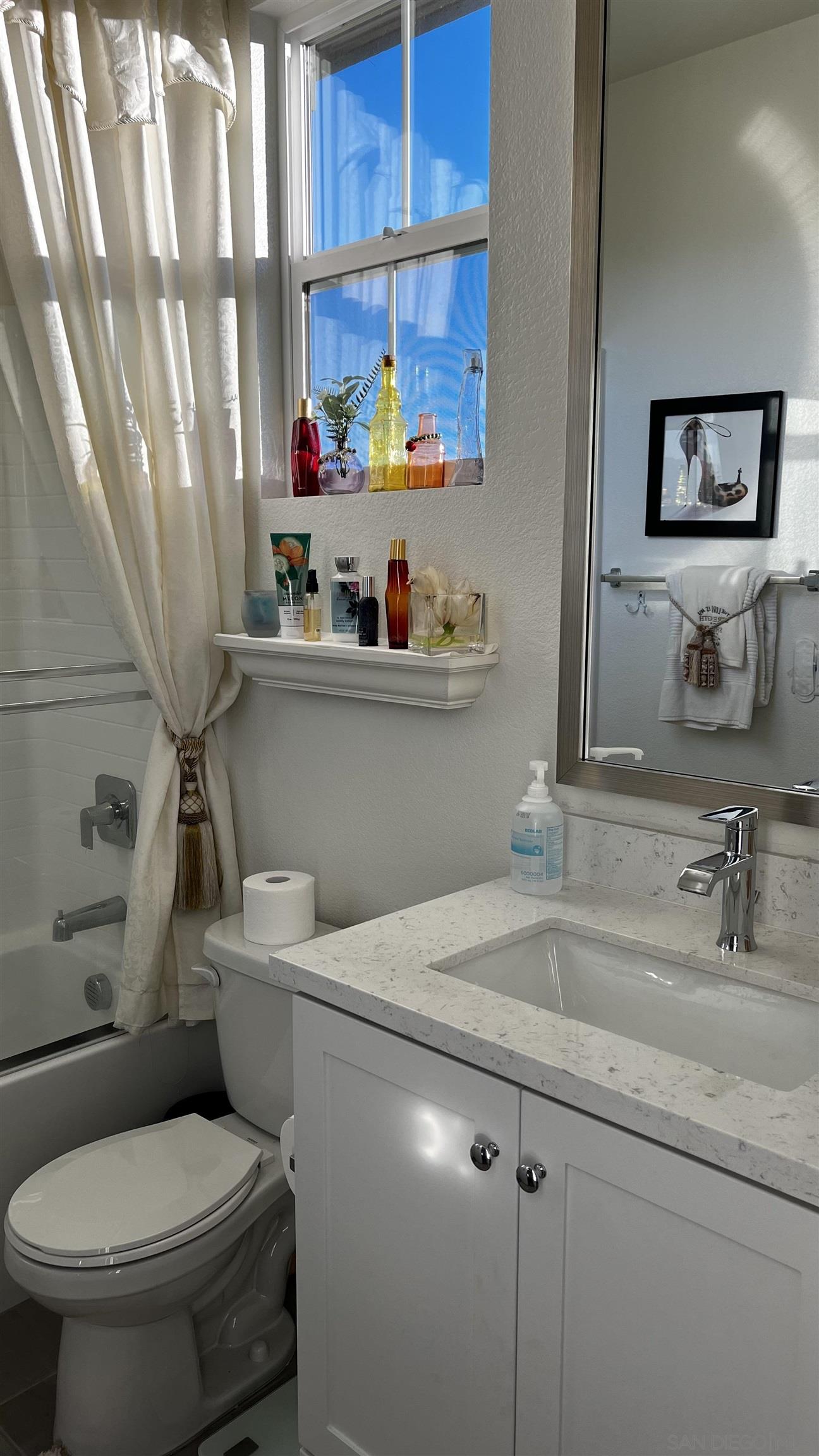 Detail Gallery Image 21 of 48 For 1390  Santa Victoria Rd  #6,  Chula Vista,  CA 91913 - 4 Beds | 3/1 Baths