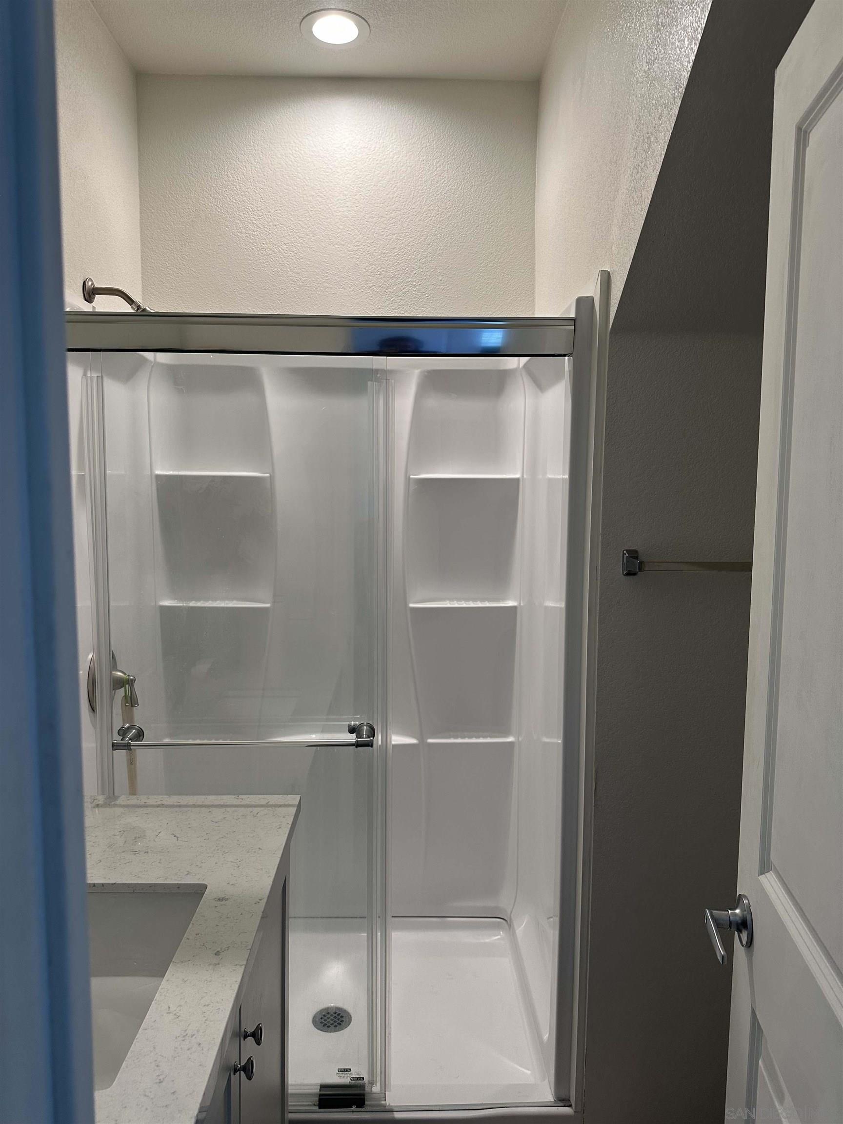 Detail Gallery Image 24 of 48 For 1390  Santa Victoria Rd  #6,  Chula Vista,  CA 91913 - 4 Beds | 3/1 Baths