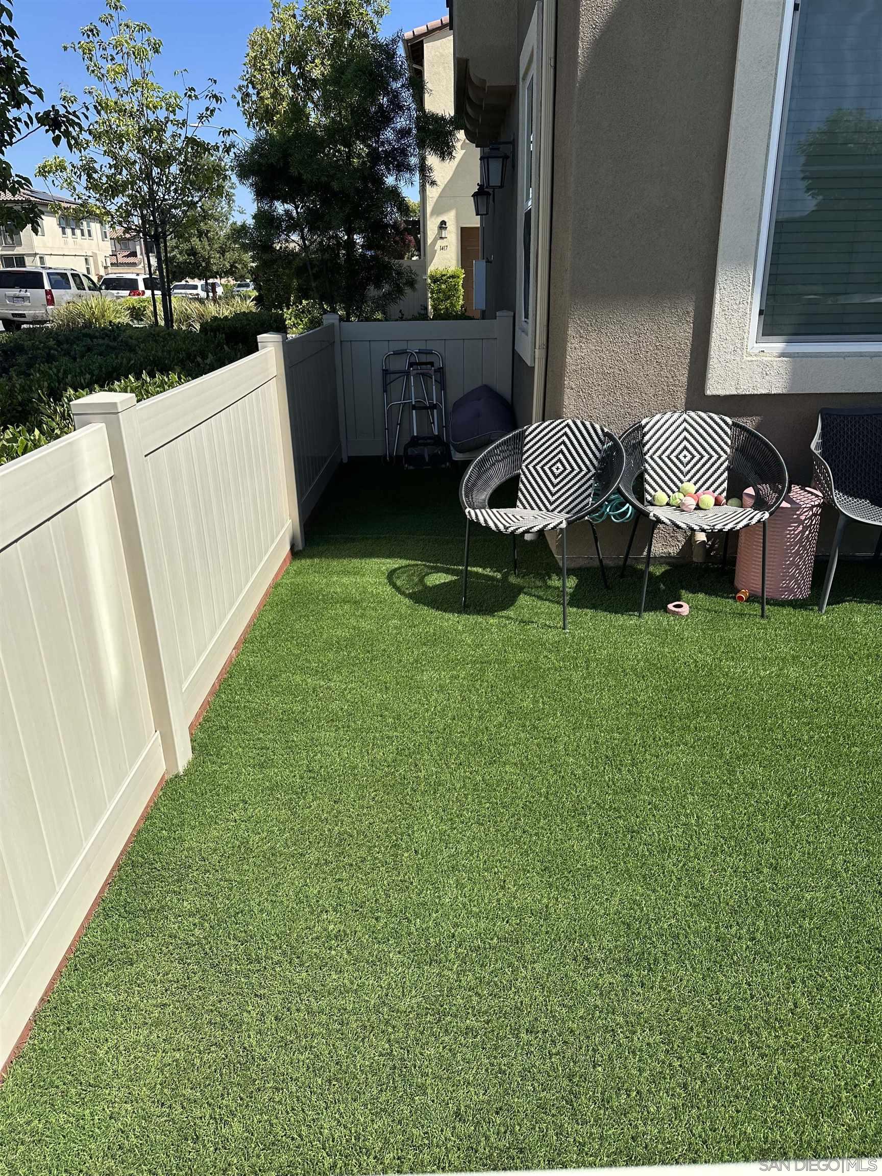 Detail Gallery Image 33 of 48 For 1390  Santa Victoria Rd  #6,  Chula Vista,  CA 91913 - 4 Beds | 3/1 Baths