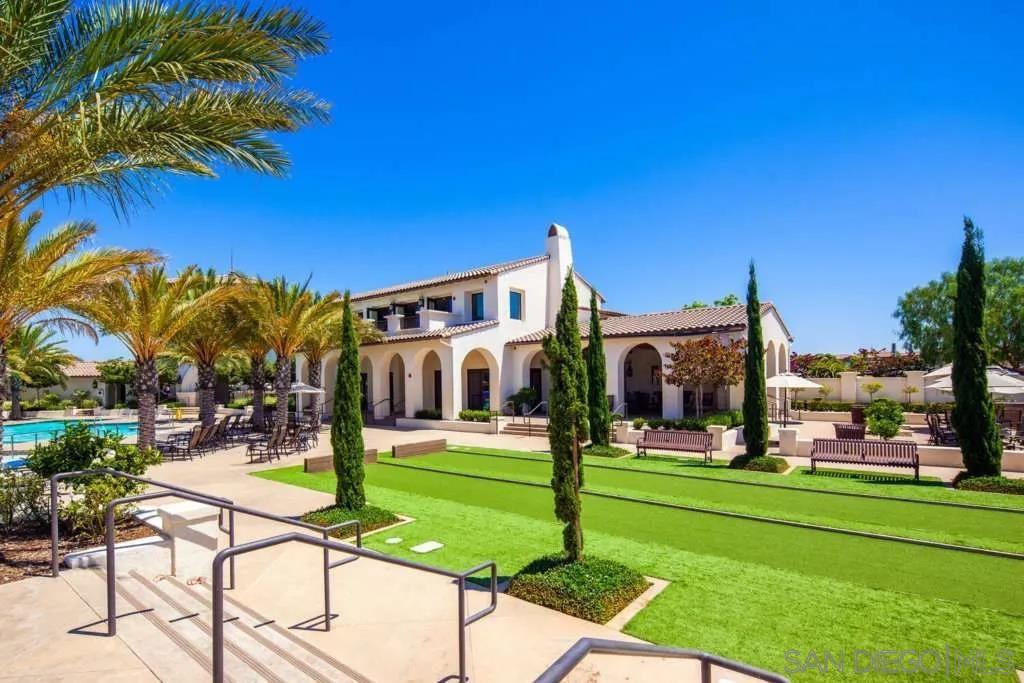 Detail Gallery Image 43 of 48 For 1390  Santa Victoria Rd  #6,  Chula Vista,  CA 91913 - 4 Beds | 3/1 Baths