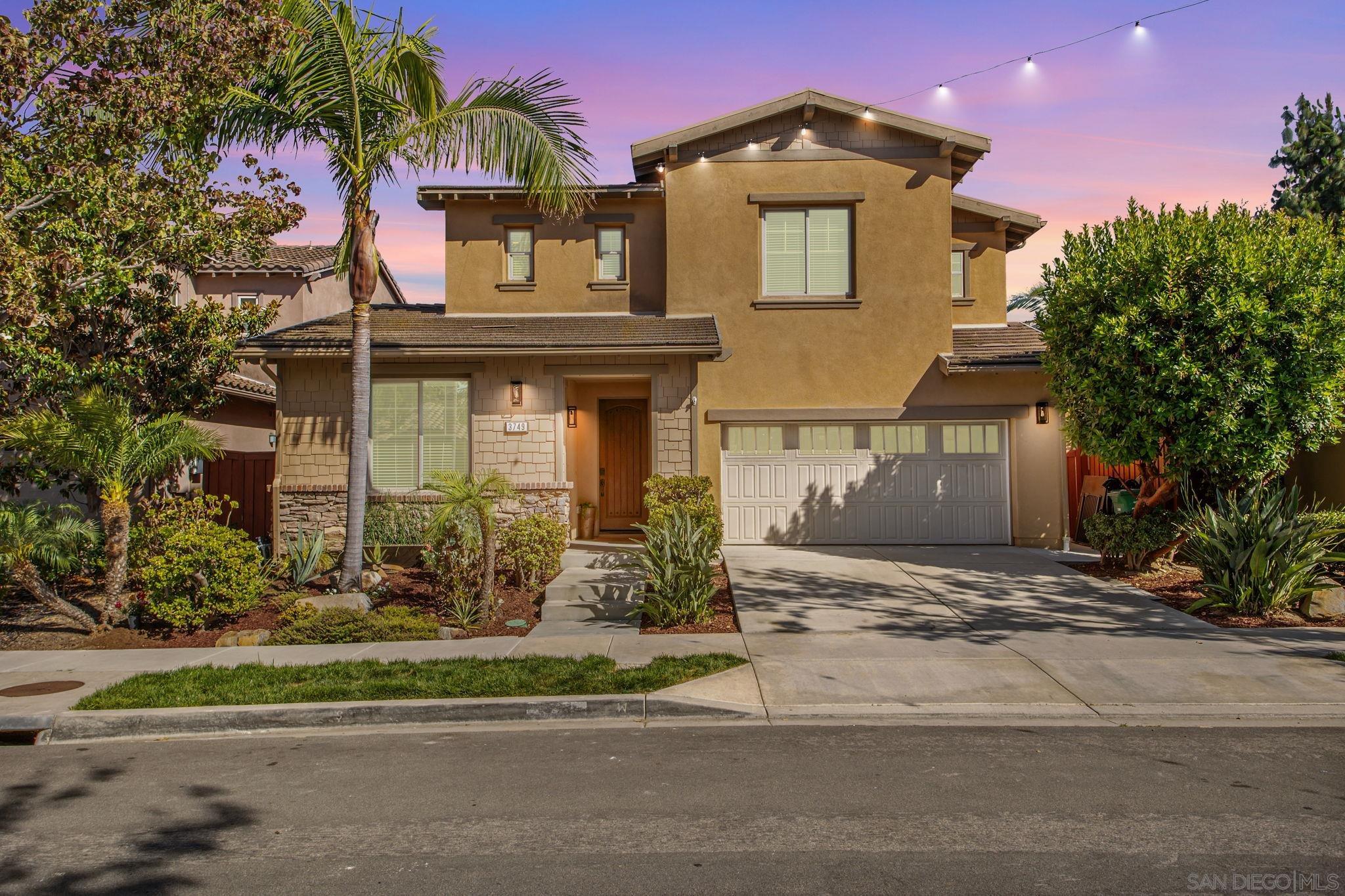 Detail Gallery Image 1 of 1 For 3749  Arapaho Pl, Carlsbad,  CA 92010 - 5 Beds | 3 Baths