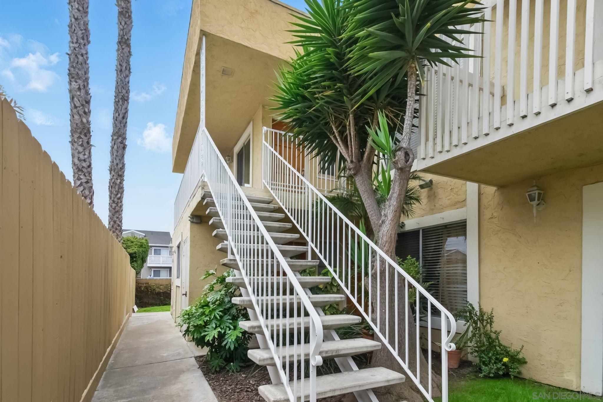 Detail Gallery Image 1 of 1 For 580  Arizona St  #7,  Chula Vista,  CA 91911 - 2 Beds | 1 Baths