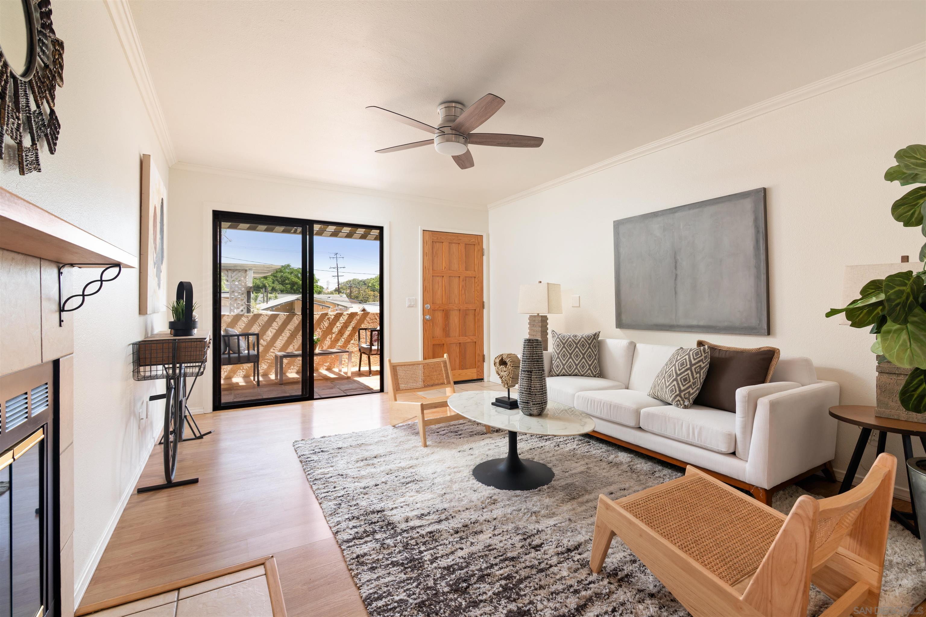 Front Image Thumbnail for SD250031080