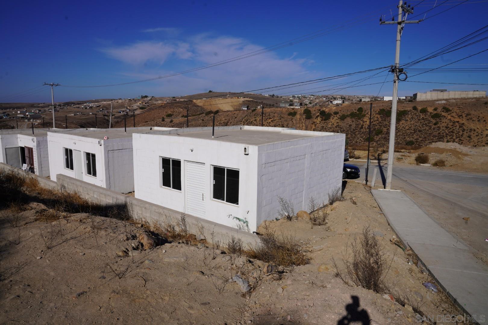 Detail Gallery Image 2 of 34 For 23  Blvd Prieto Azabache, –,  CA 99999 - 2 Beds | 1 Baths