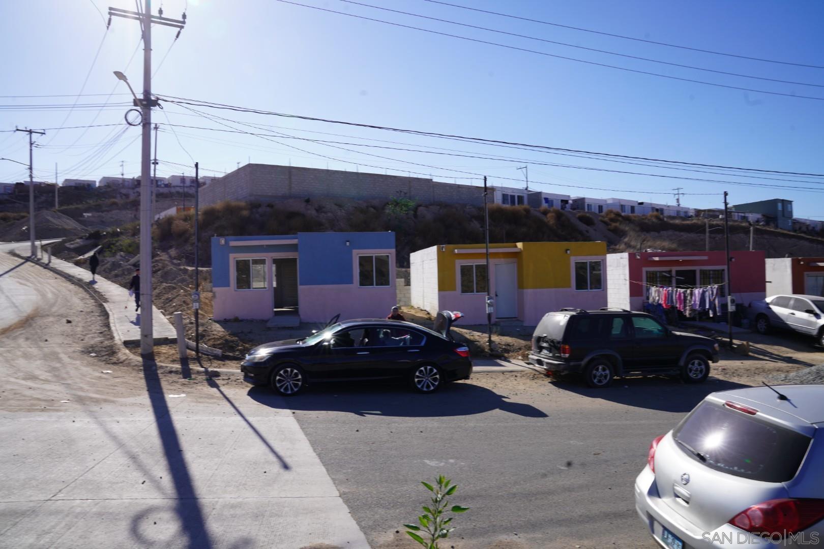 Detail Gallery Image 4 of 34 For 23  Blvd Prieto Azabache, –,  CA 99999 - 2 Beds | 1 Baths