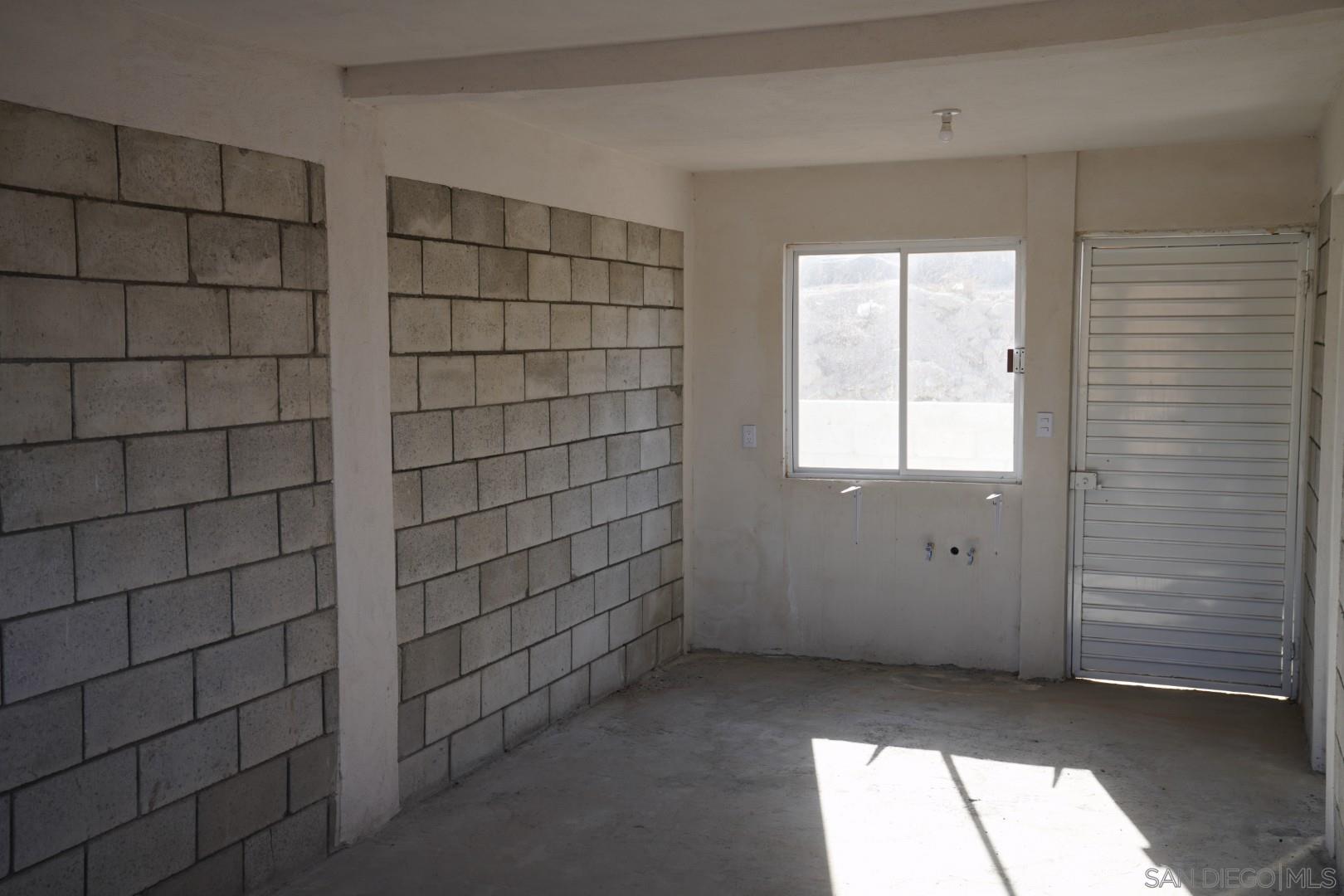 Detail Gallery Image 8 of 34 For 23  Blvd Prieto Azabache, –,  CA 99999 - 2 Beds | 1 Baths