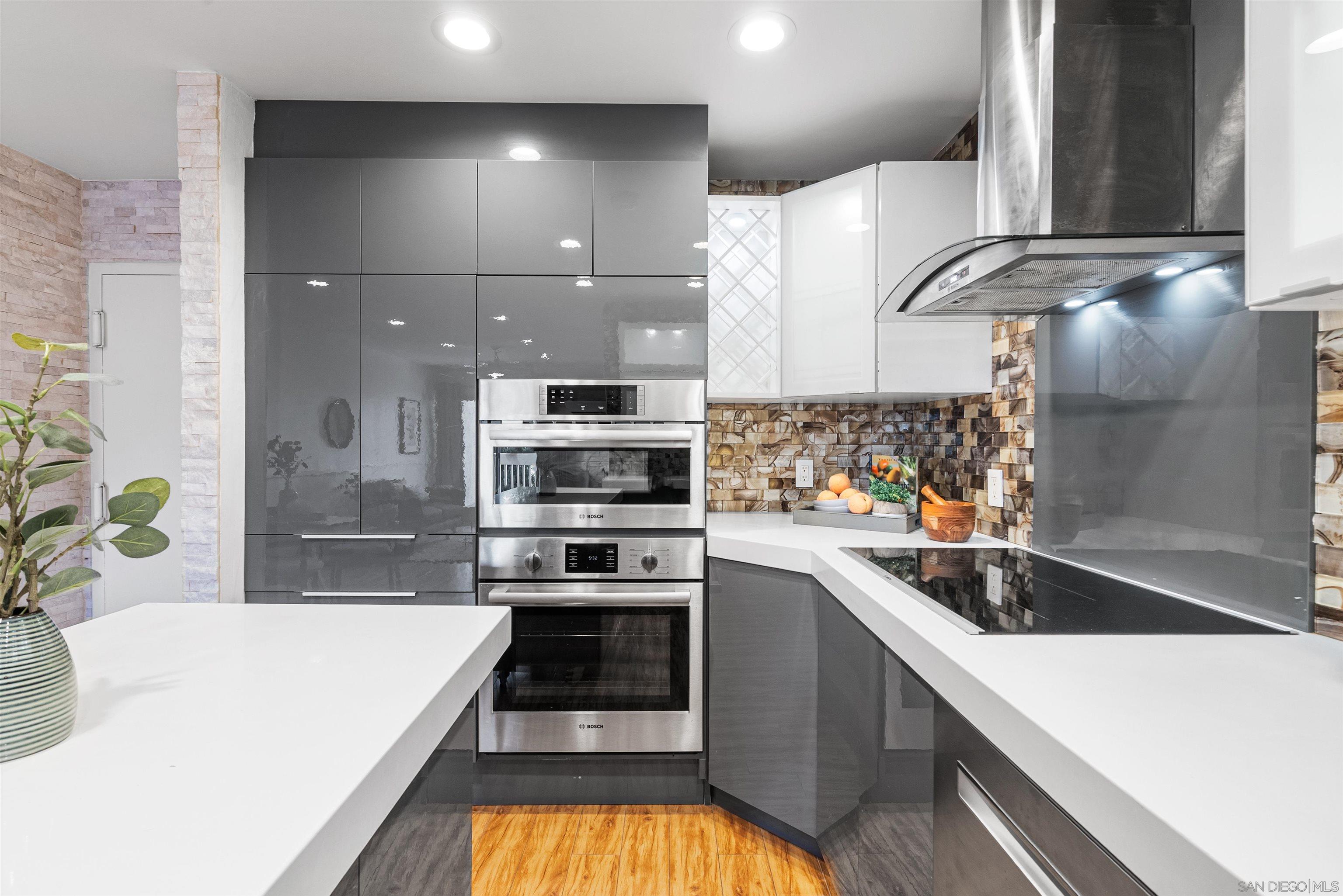 Detail Gallery Image 1 of 1 For 6255  Rancho Mission Rd  #108,  San Diego,  CA 92108 - 1 Beds | 1 Baths