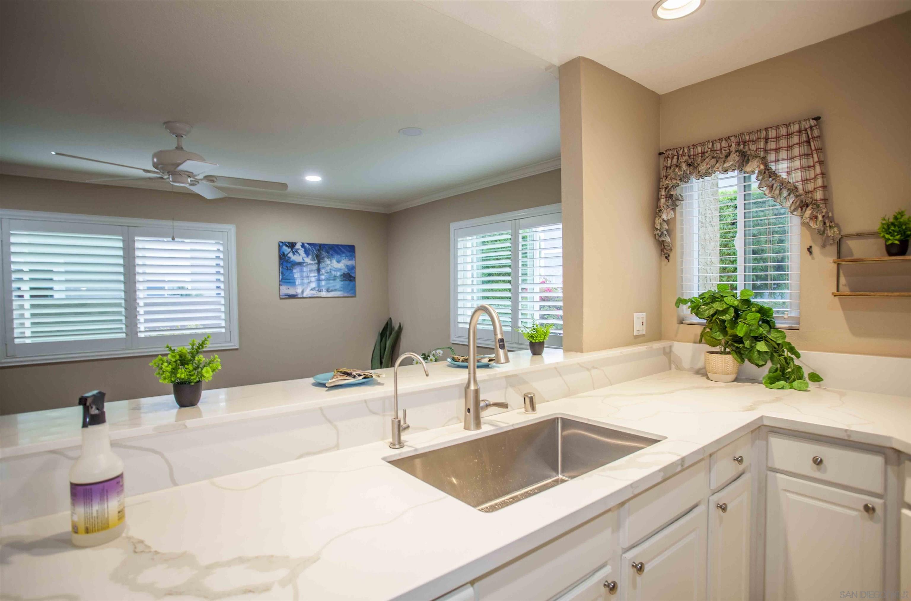 Front Image Thumbnail for SD250031174