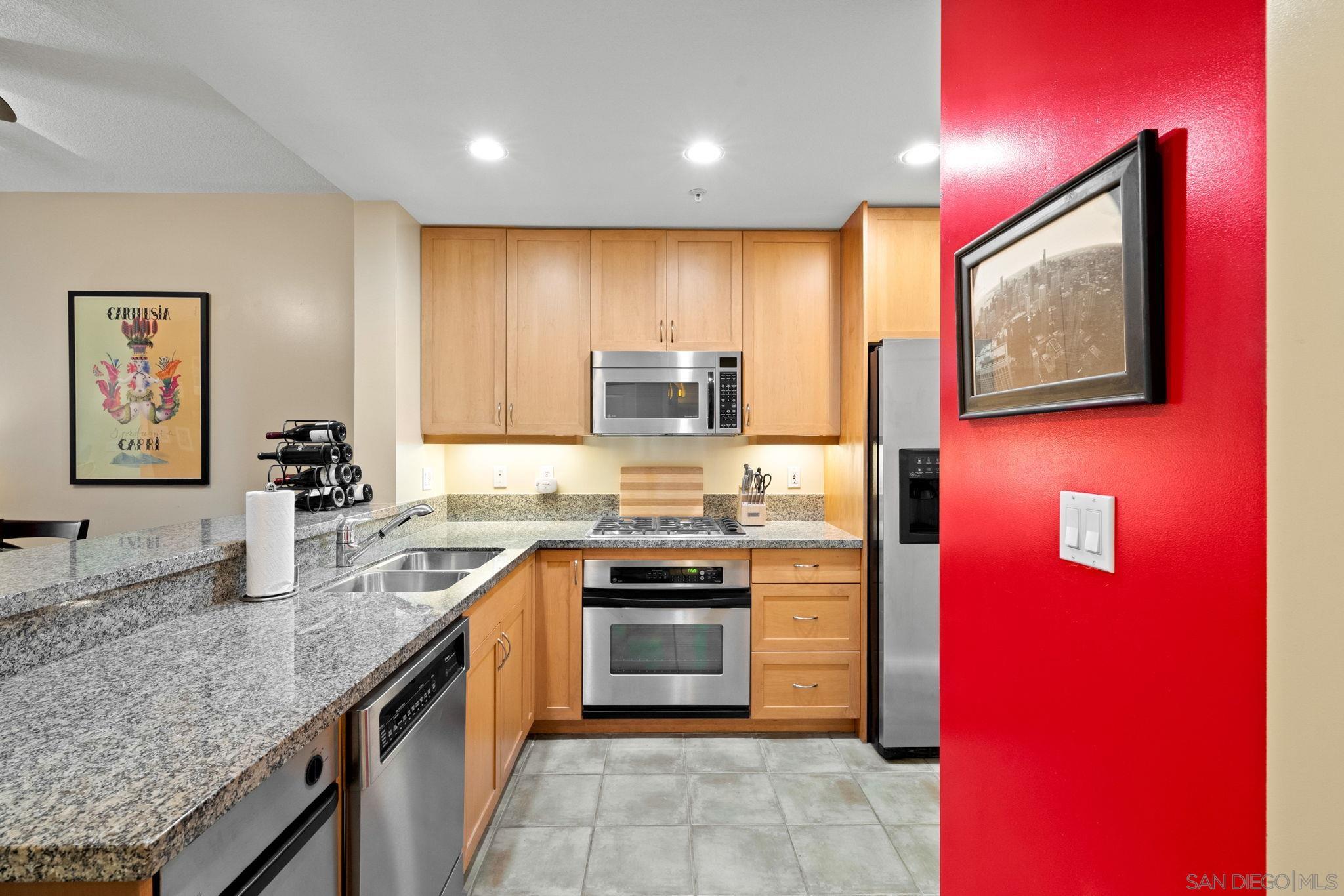 Detail Gallery Image 3 of 65 For 850  Beech St  #214,  San Diego,  CA 92101 - 1 Beds | 1 Baths