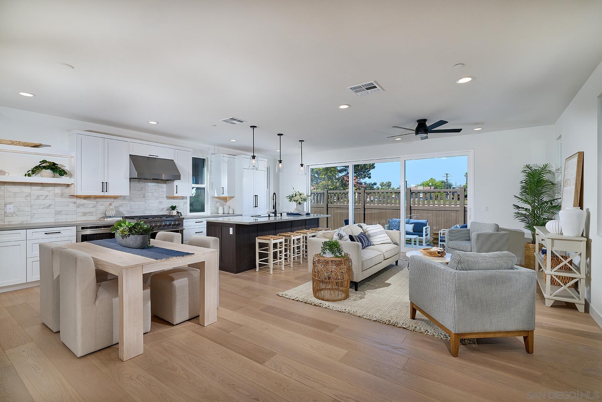 Detail Gallery Image 1 of 1 For 561 N Vulcan Ave, Encinitas,  CA 92024 - 3 Beds | 2/1 Baths