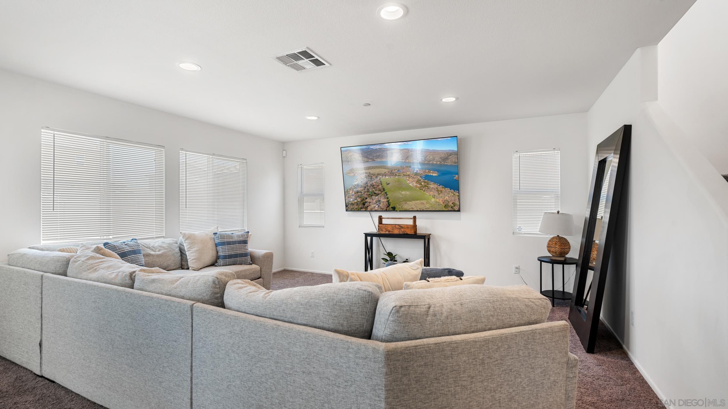 Detail Gallery Image 3 of 34 For 29483  Beeler Rd, Winchester,  CA 92596 - 4 Beds | 3 Baths