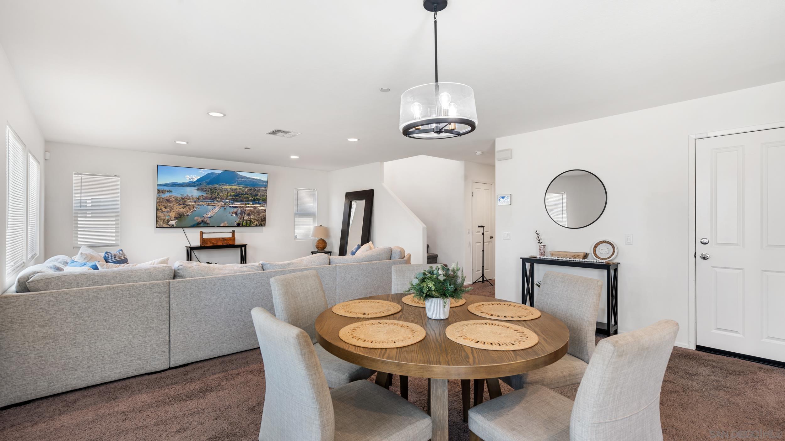 Detail Gallery Image 6 of 34 For 29483  Beeler Rd, Winchester,  CA 92596 - 4 Beds | 3 Baths