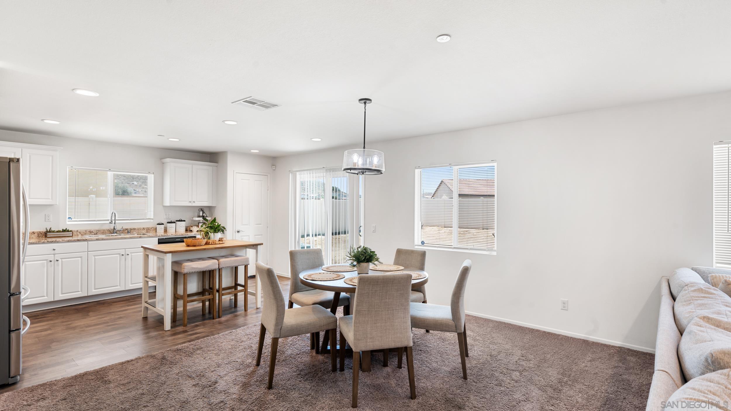 Detail Gallery Image 7 of 34 For 29483  Beeler Rd, Winchester,  CA 92596 - 4 Beds | 3 Baths