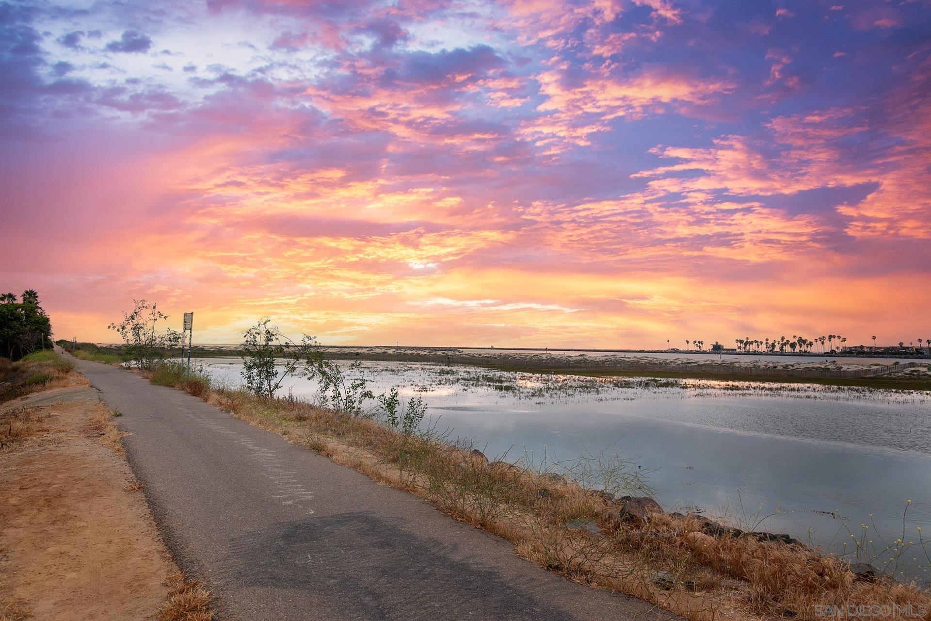 Detail Gallery Image 32 of 35 For 5038-40 W Point Loma Blvd, San Diego,  CA 92107 - – Beds | – Baths