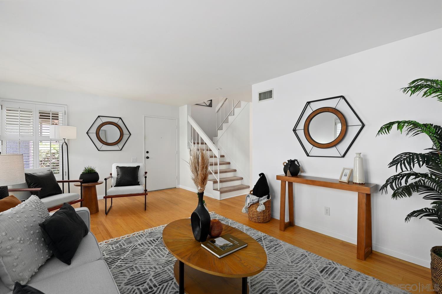 Detail Gallery Image 1 of 1 For 9796  Rimpark Way, San Diego,  CA 92124 - 2 Beds | 2/1 Baths