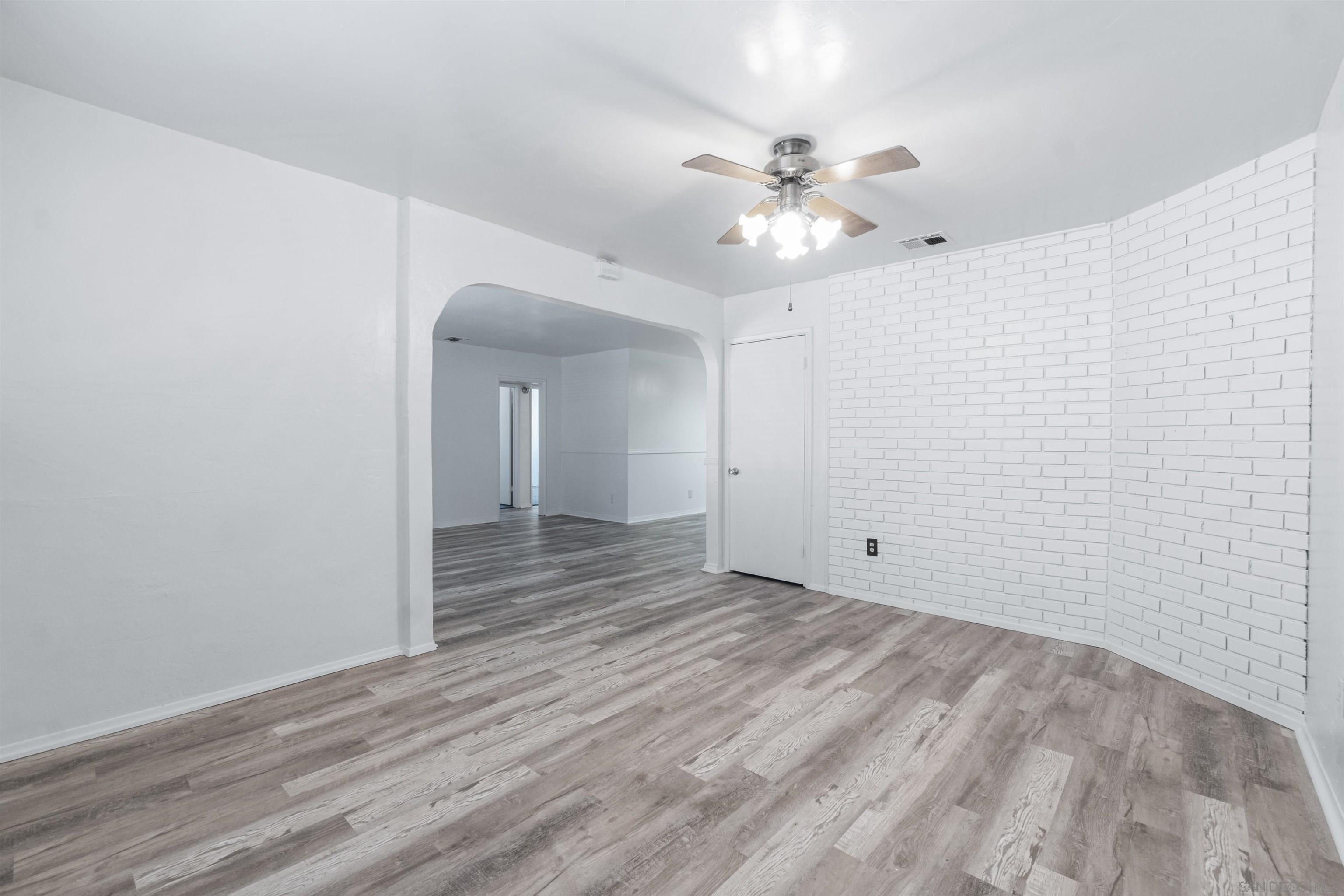 Detail Gallery Image 6 of 15 For 1795  Lemon Grove Ave, Lemon Grove,  CA 91945 - 3 Beds | 1 Baths