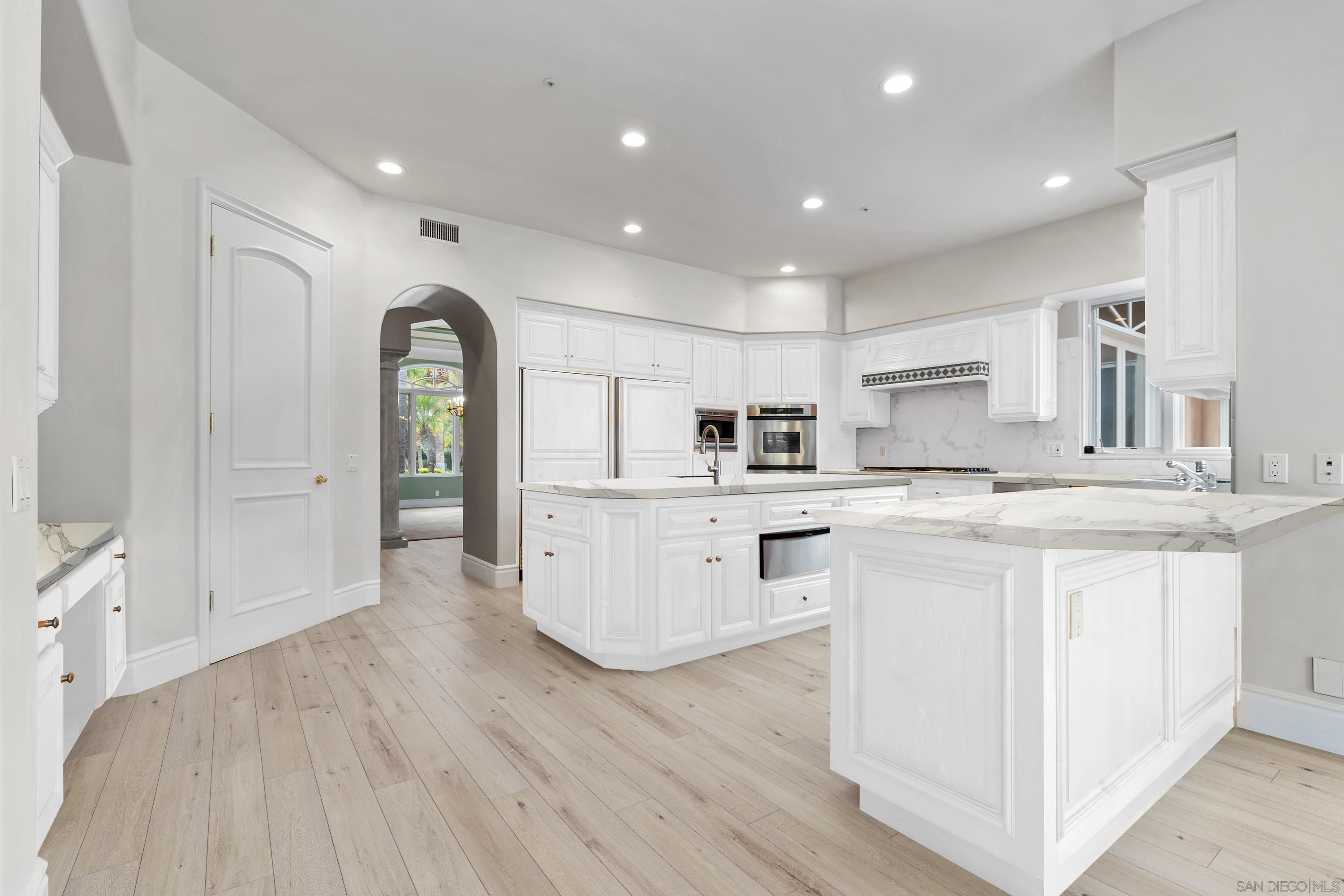 Detail Gallery Image 21 of 57 For 18050  Rancho La Cima Corte, Rancho Santa Fe,  CA 92067 - 8 Beds | 6/3 Baths