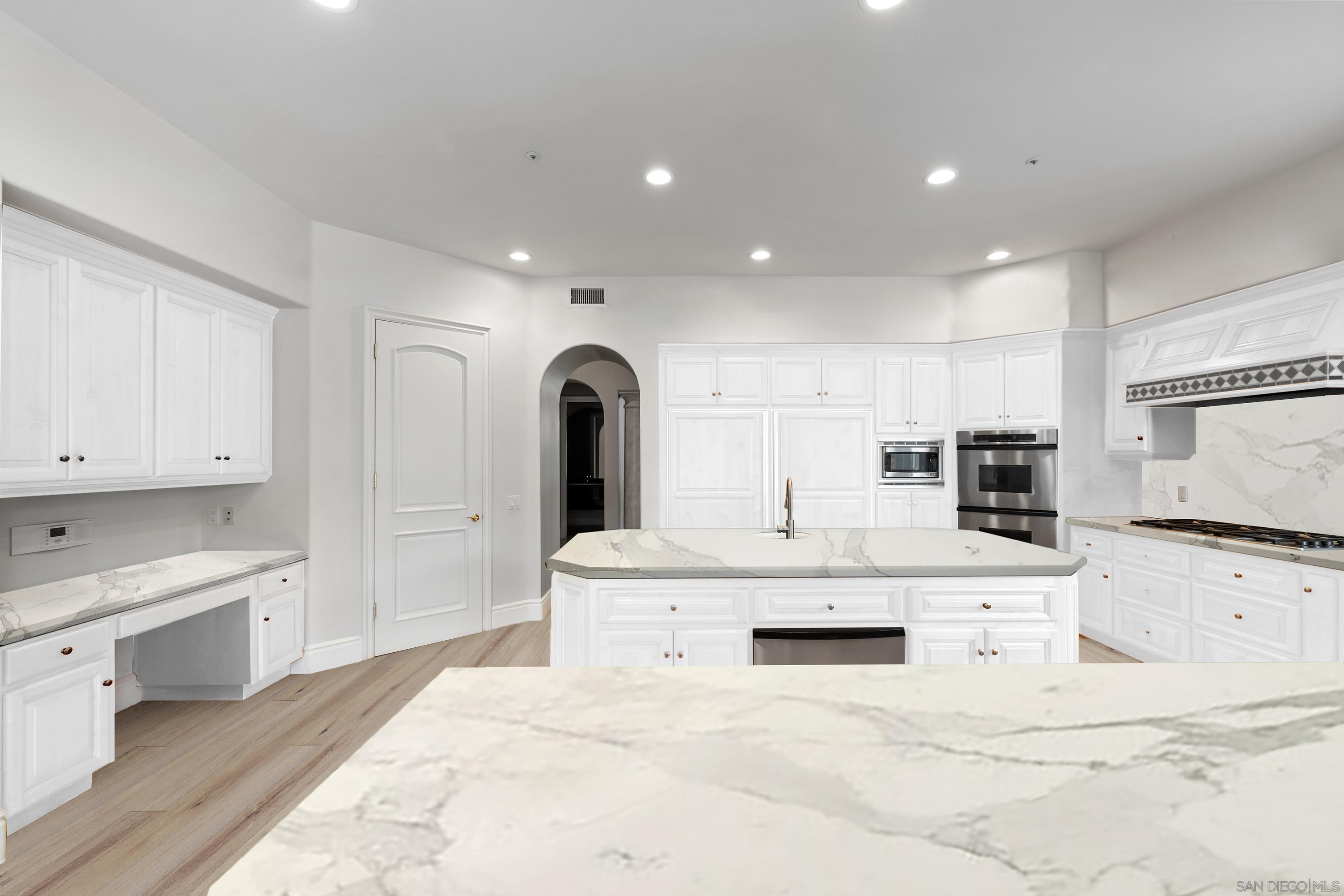 Detail Gallery Image 22 of 57 For 18050  Rancho La Cima Corte, Rancho Santa Fe,  CA 92067 - 8 Beds | 6/3 Baths