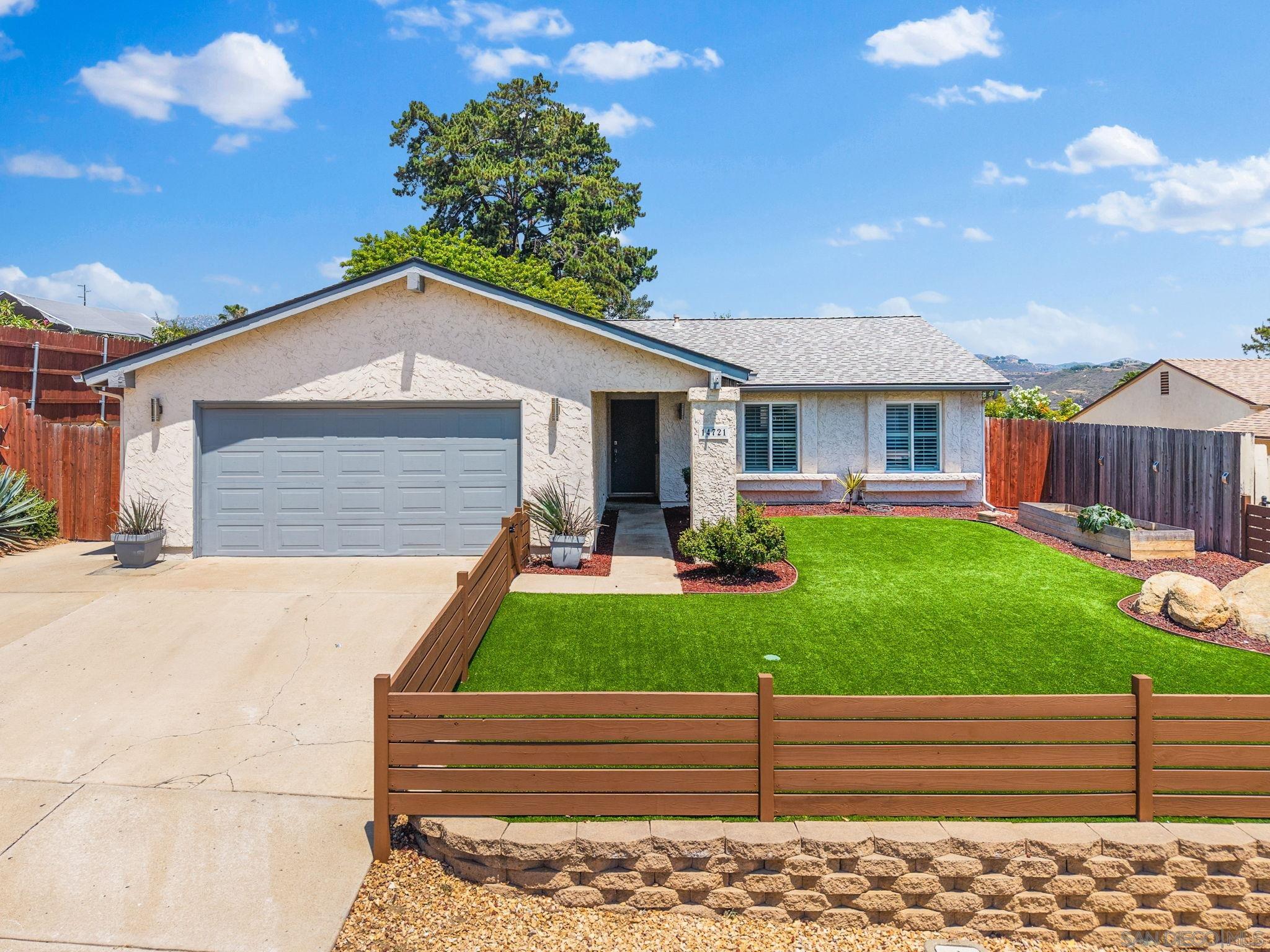 Detail Gallery Image 1 of 1 For 14721  Jeff Park Lane, Poway,  CA 92064 - 4 Beds | 2 Baths