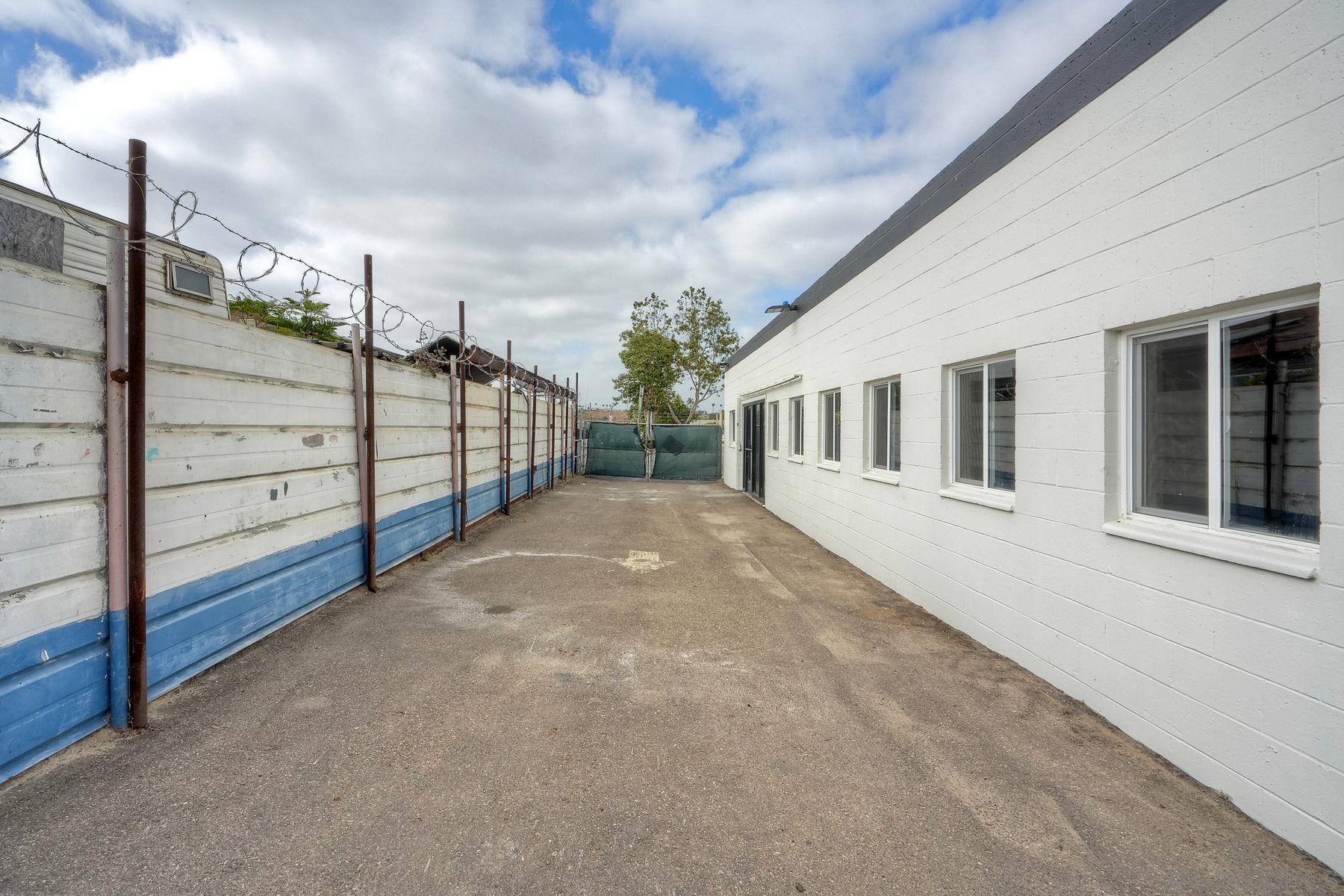 Detail Gallery Image 13 of 21 For 3444  Main St, Chula Vista,  CA 91911 - – Beds | – Baths