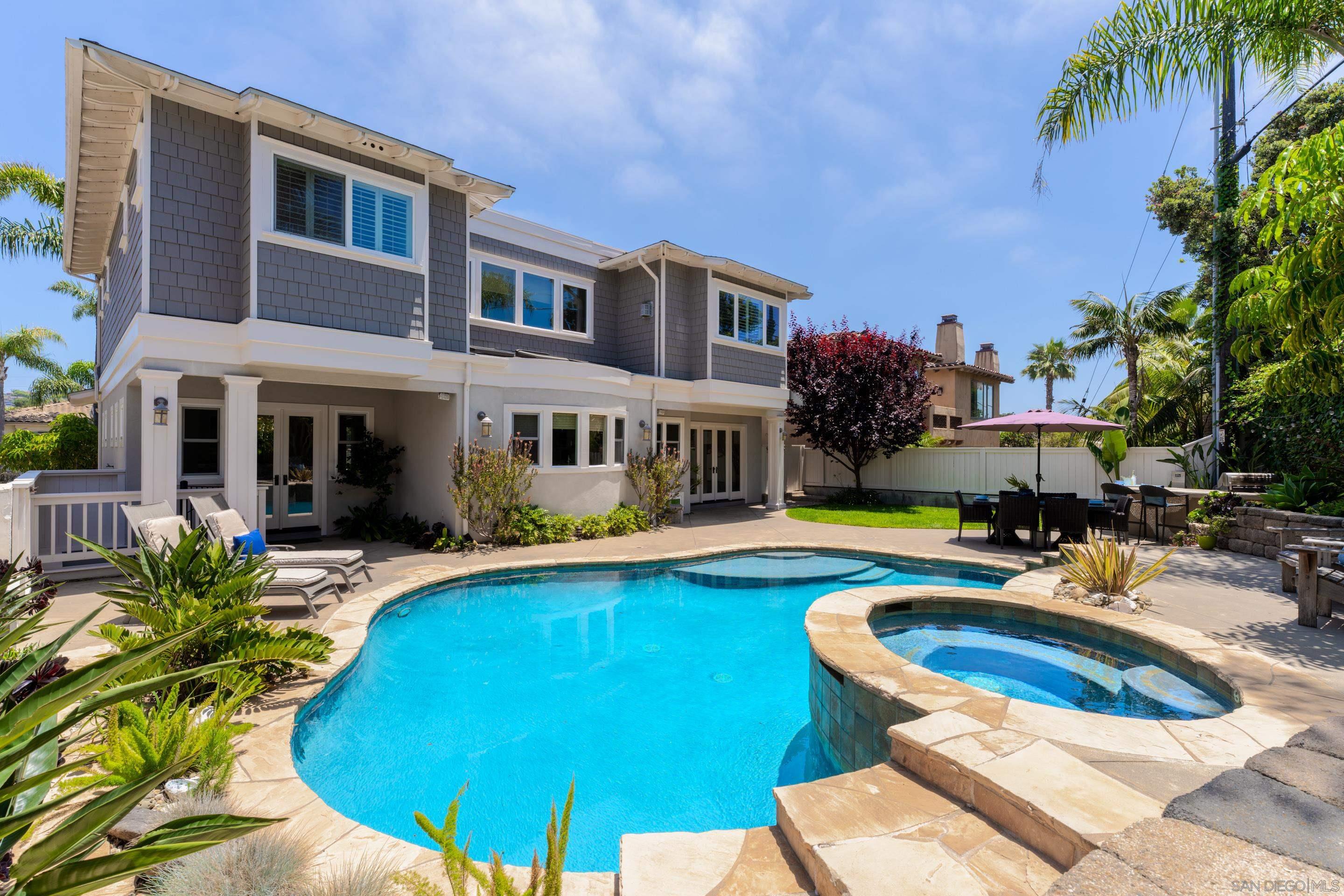 Detail Gallery Image 17 of 49 For 515 N Acacia Ave, Solana Beach,  CA 92075 - 5 Beds | 4/1 Baths