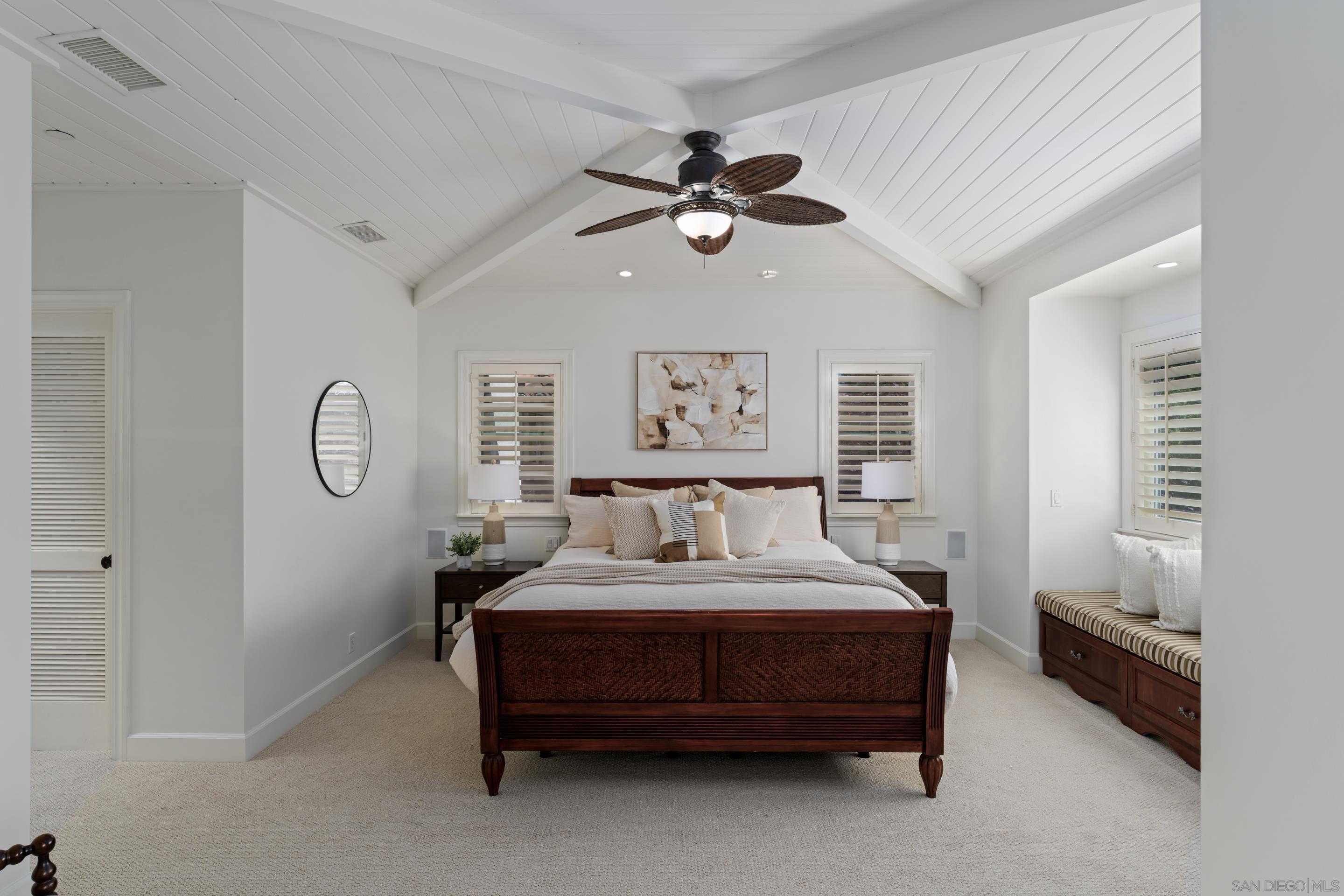 Detail Gallery Image 22 of 49 For 515 N Acacia Ave, Solana Beach,  CA 92075 - 5 Beds | 4/1 Baths