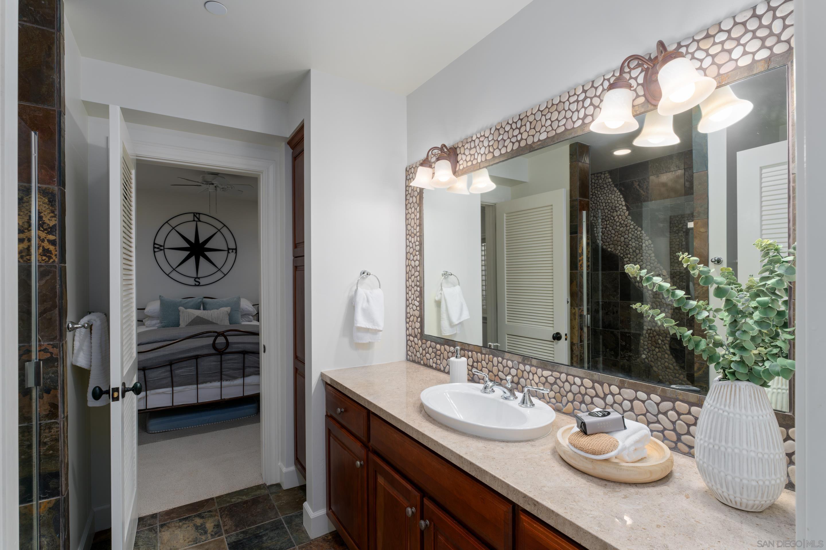 Detail Gallery Image 42 of 49 For 515 N Acacia Ave, Solana Beach,  CA 92075 - 5 Beds | 4/1 Baths