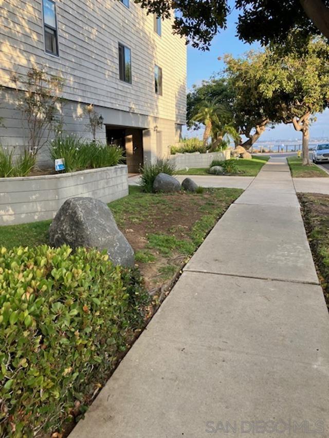 Detail Gallery Image 1 of 1 For 3955  Honeycutt St  #201,  San Diego,  CA 92109 - 2 Beds | 2 Baths