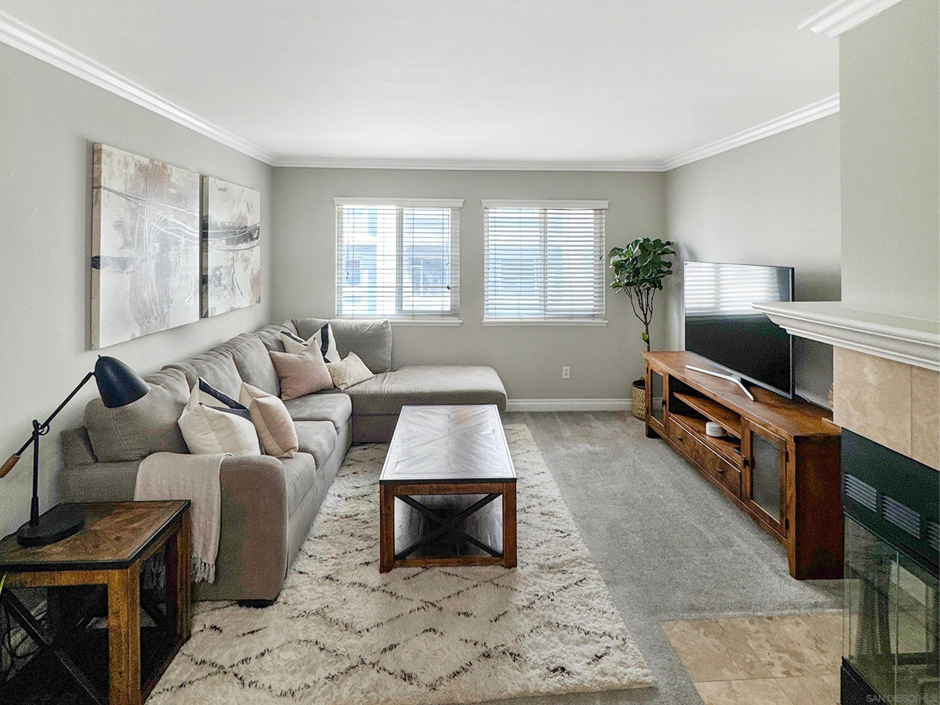 Detail Gallery Image 1 of 1 For 1756  Essex St  #304,  San Diego,  CA 92103 - 2 Beds | 2 Baths