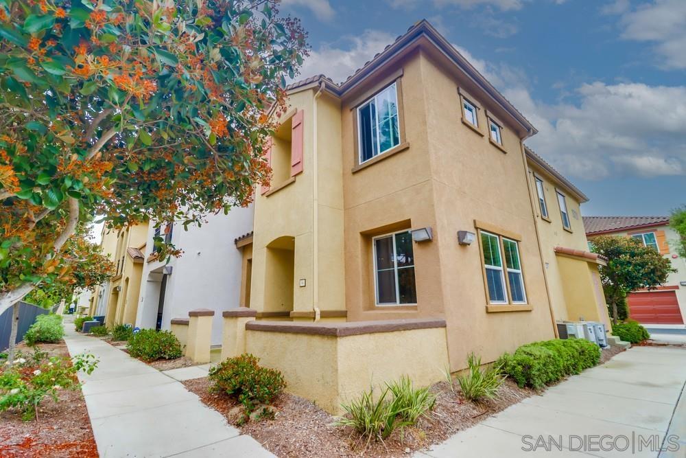 Detail Gallery Image 1 of 1 For 1325  Caminito Nazario  #43,  Chula Vista,  CA 91915 - 3 Beds | 2/1 Baths
