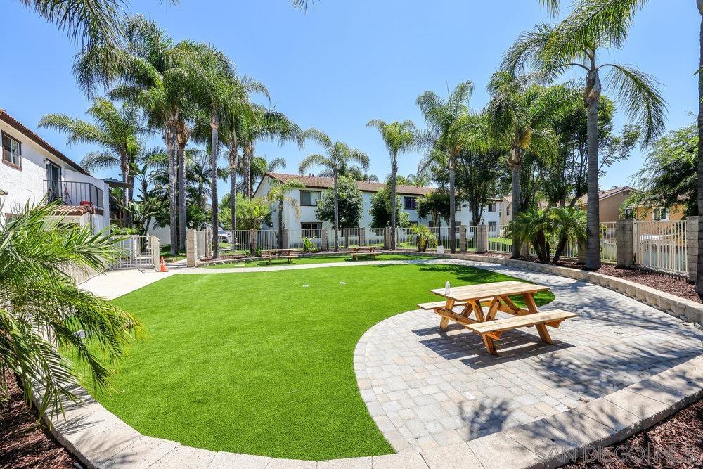 Detail Gallery Image 17 of 18 For 380  Plymouth Dr, Vista,  CA 92083 - – Beds | – Baths