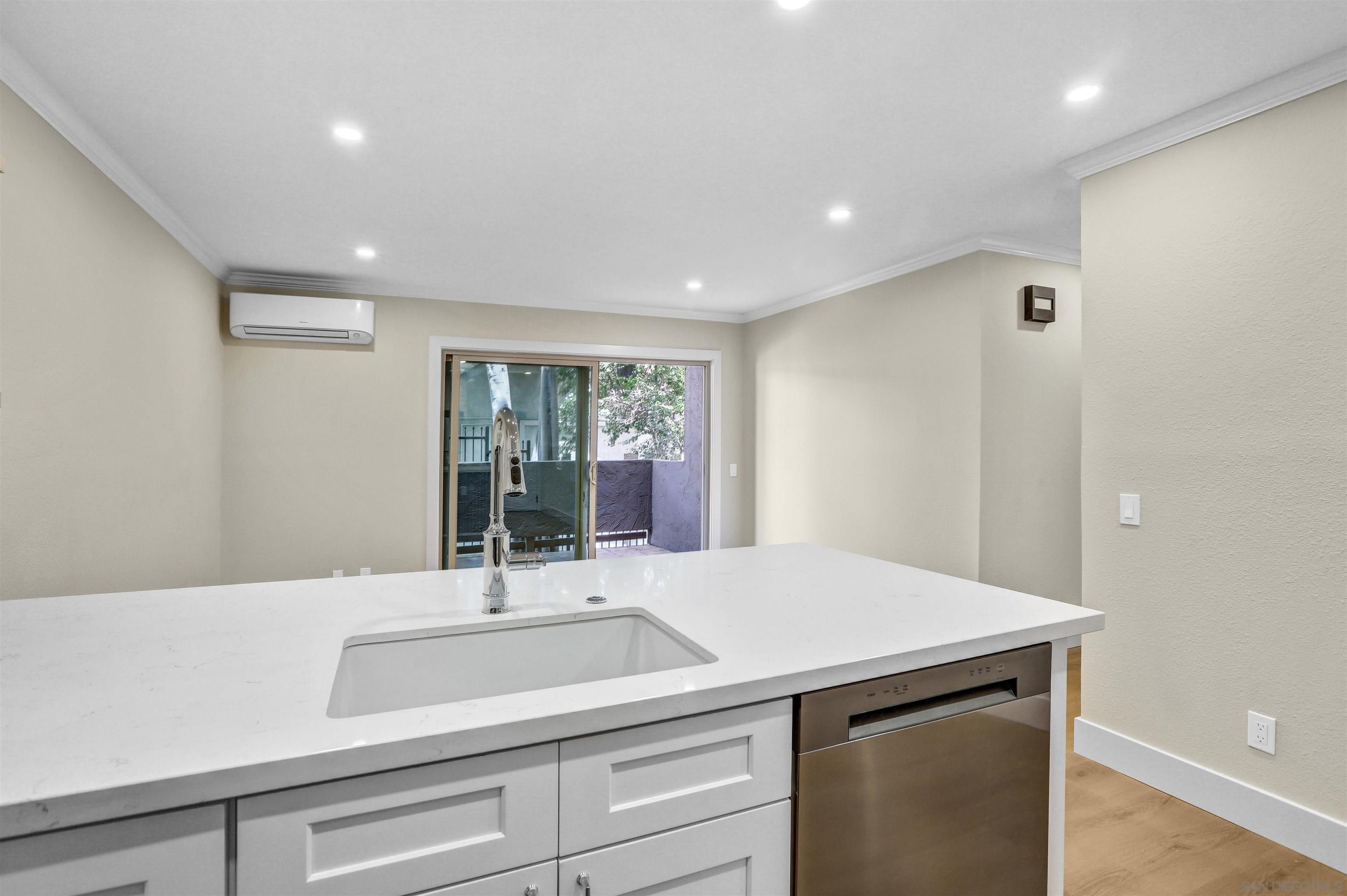 Detail Gallery Image 5 of 23 For 4368  Temecula St  #101,  San Diego,  CA 92107 - 2 Beds | 1 Baths