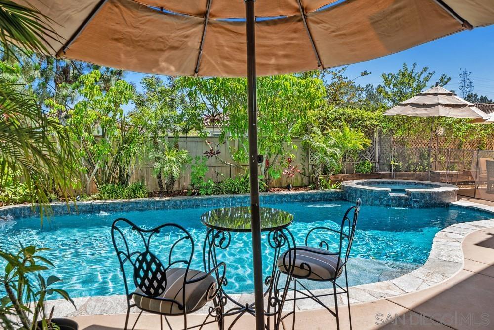 Detail Gallery Image 1 of 1 For 1797  Lemon Tree Court, San Marcos,  CA 92078 - 5 Beds | 4 Baths