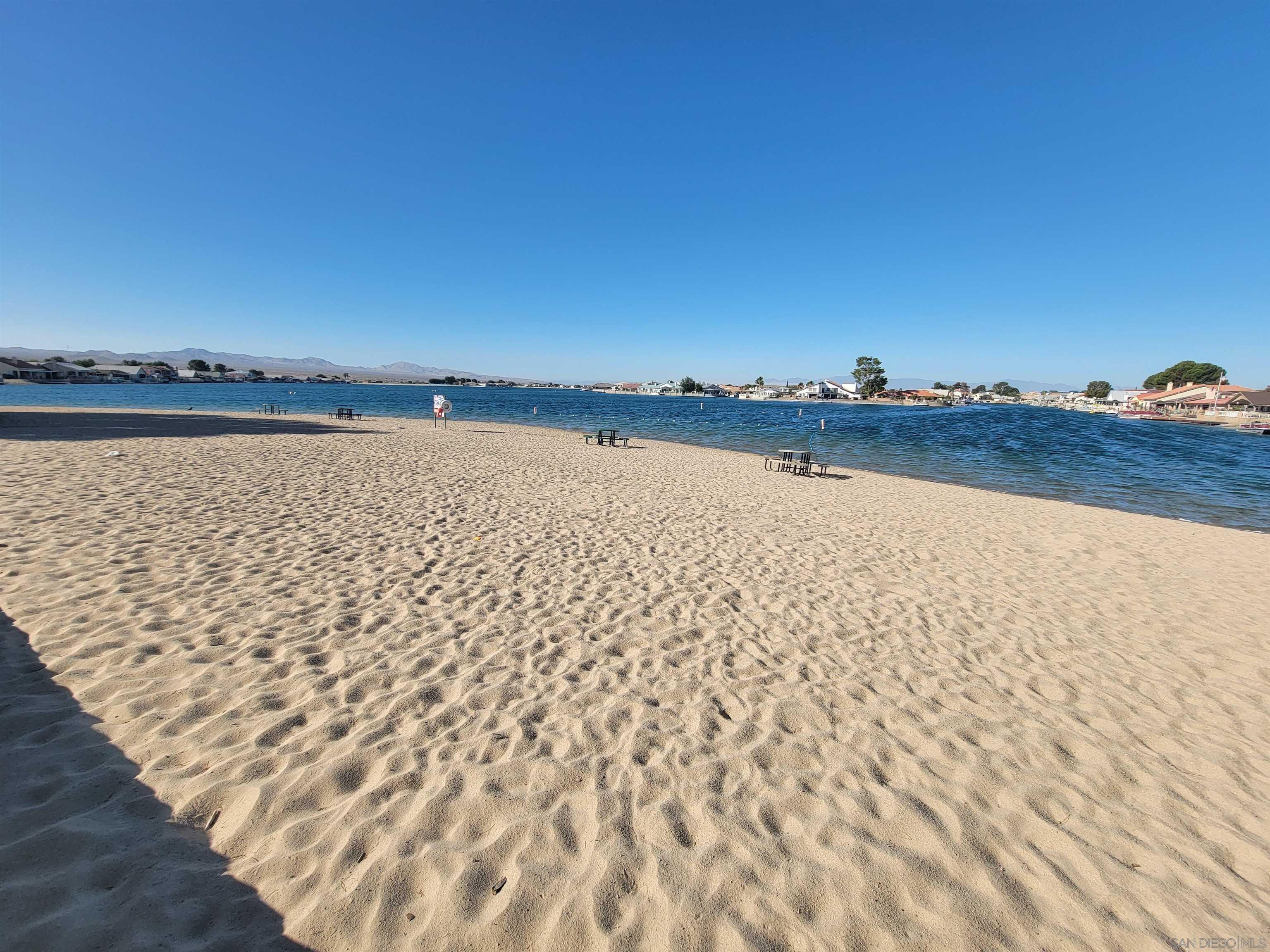 Detail Gallery Image 24 of 26 For 27452  Silver Lakes Pkwy, Helendale,  CA 92342 - 4 Beds | 2 Baths