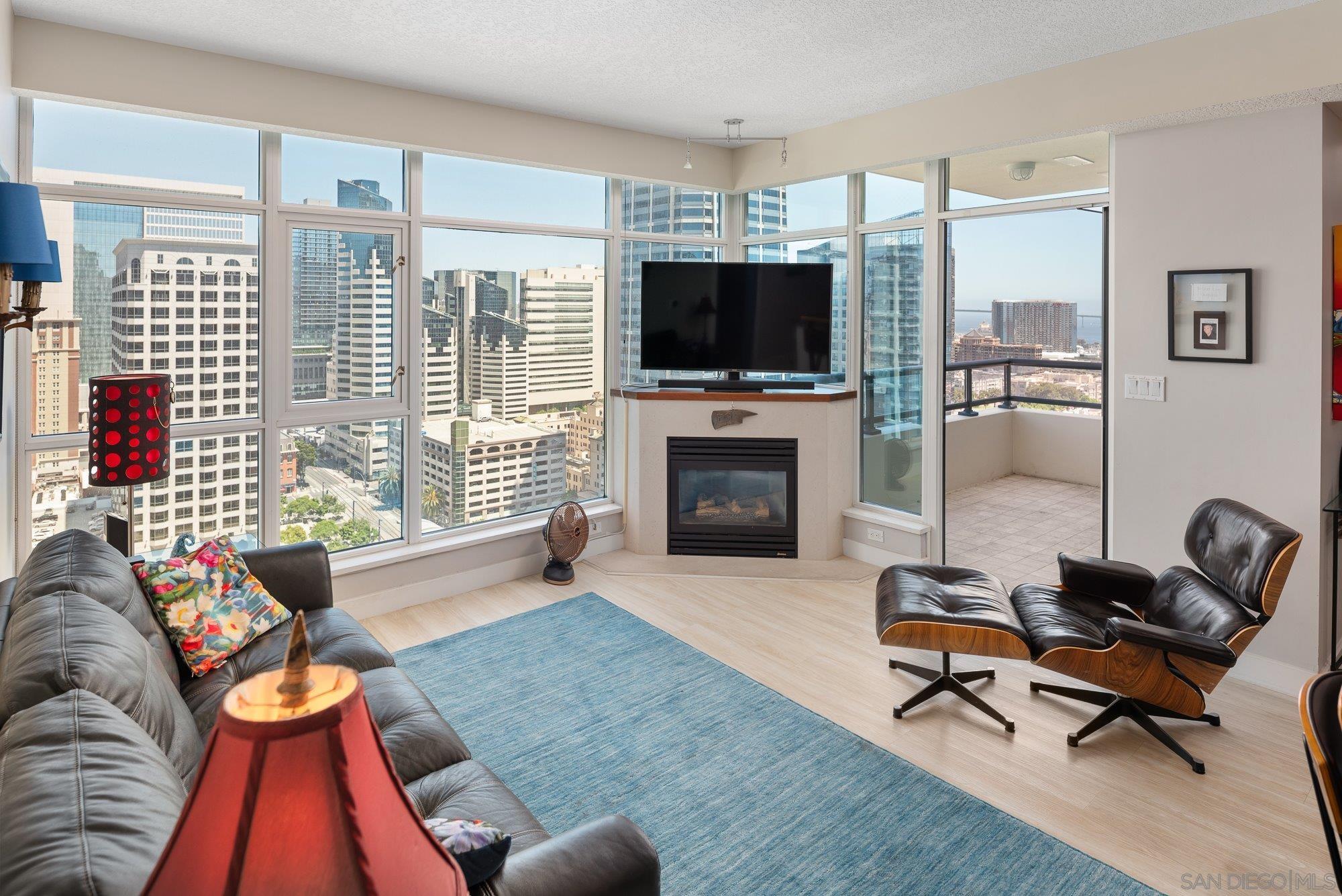 Front Image Thumbnail for SD250031704